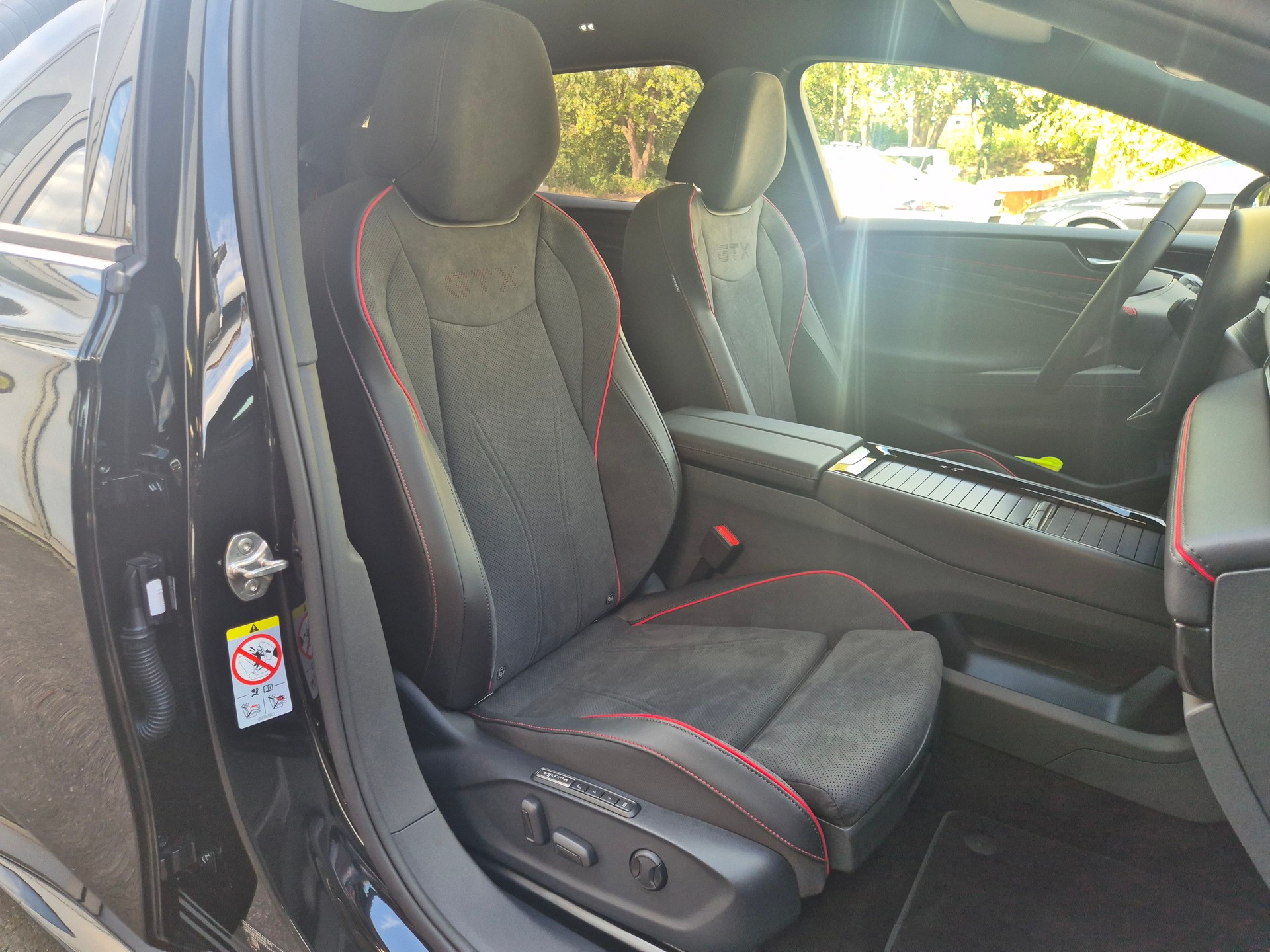 VW ID.7 Tourer GTX 86 kWh GTX 4 Motion-image-18