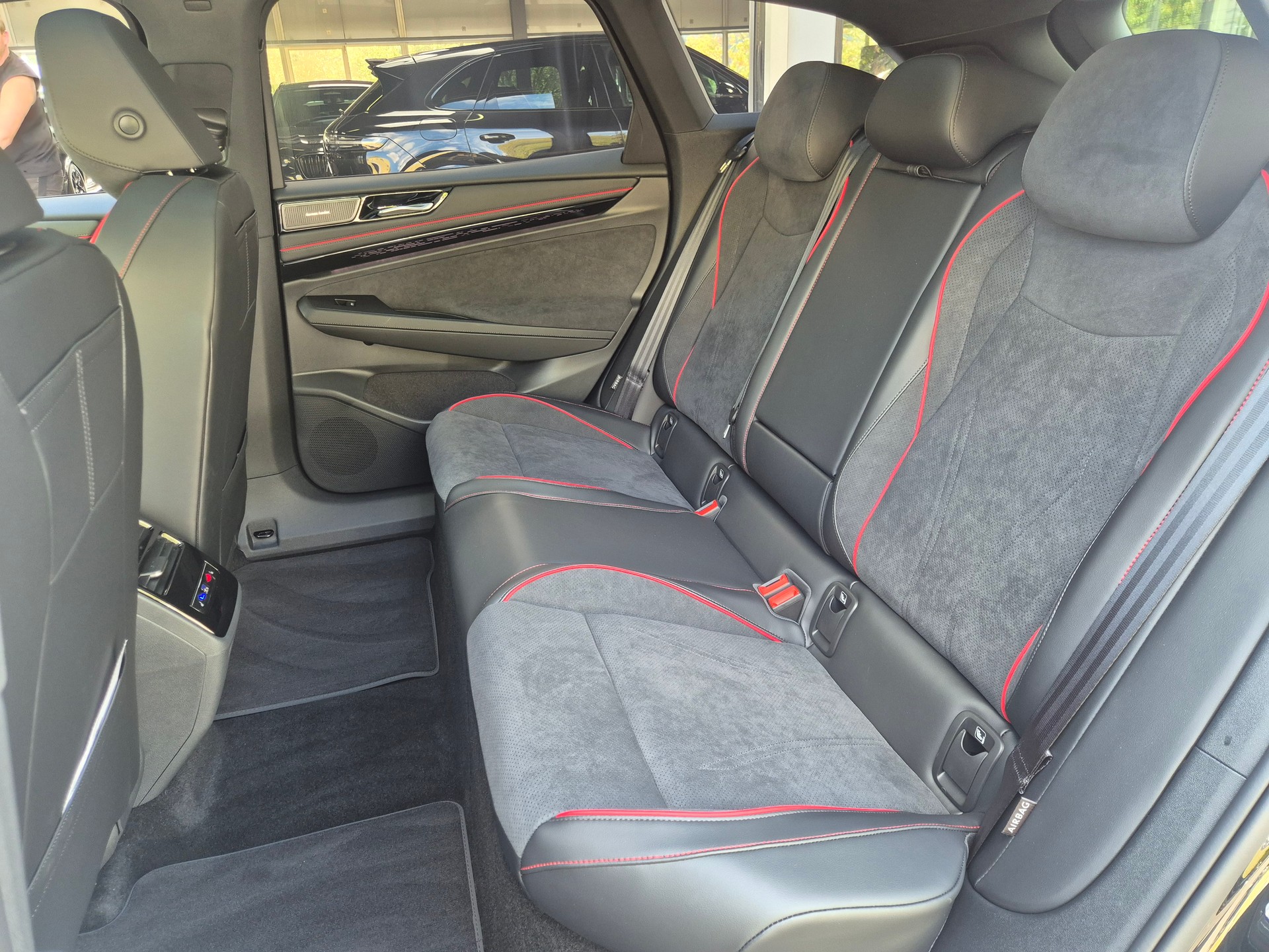 VW ID.7 Tourer GTX 86 kWh GTX 4 Motion-image-17