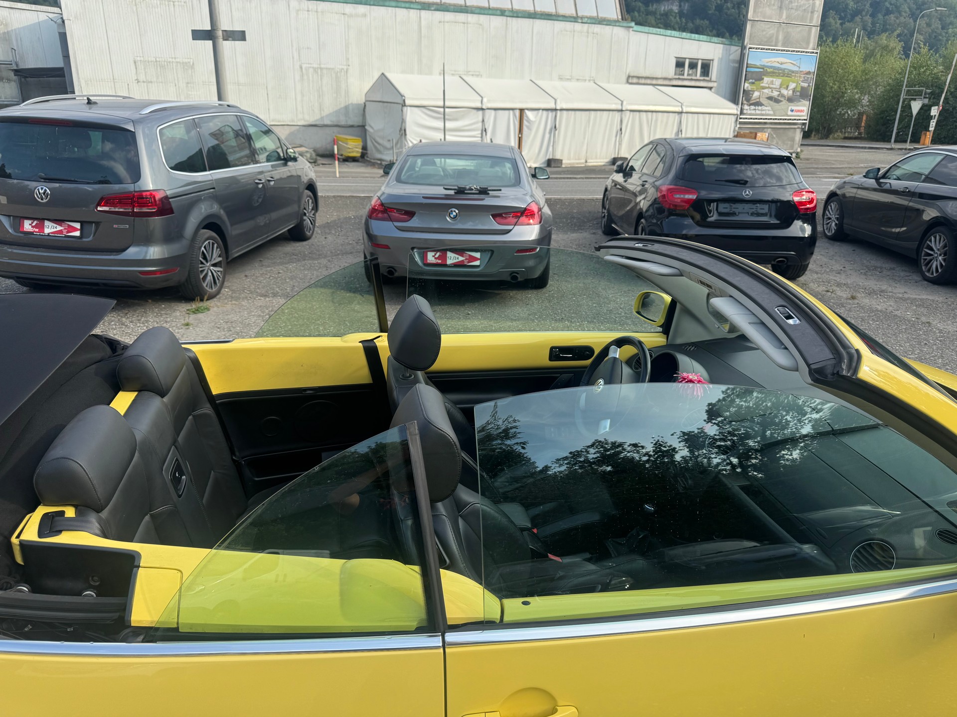 VW BEETLE-image-13