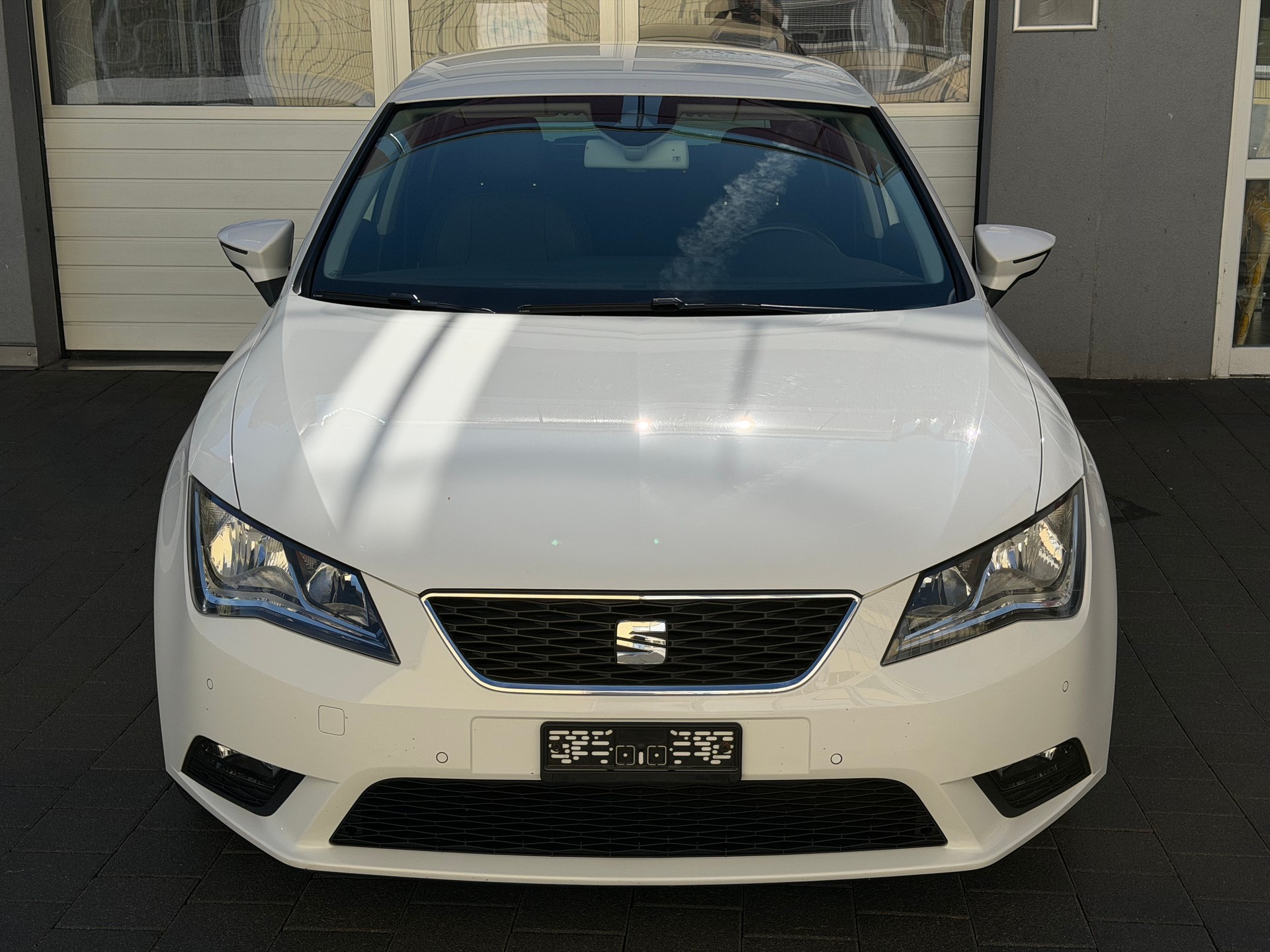 SEAT Leon 1.2 TSI Style ITECH DSG *Ab MFK&Service*ITECH Edition*8-Fach Räder*CH-FHZ*-image-3