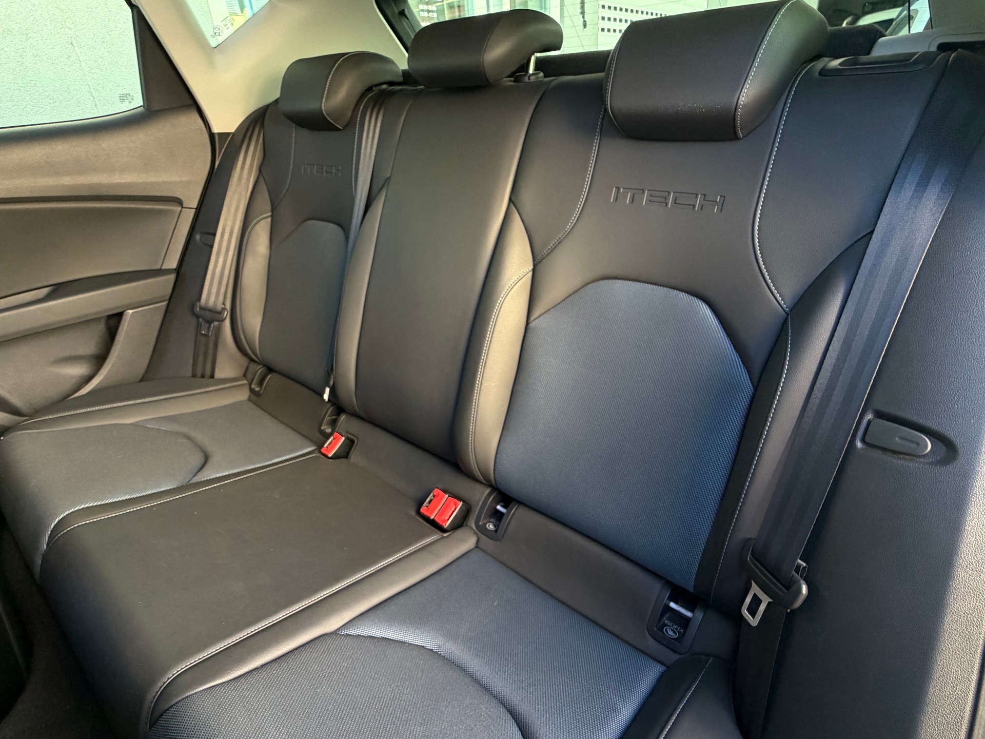 SEAT Leon 1.2 TSI Style ITECH DSG *Ab MFK&Service*ITECH Edition*8-Fach Räder*CH-FHZ*-image-15