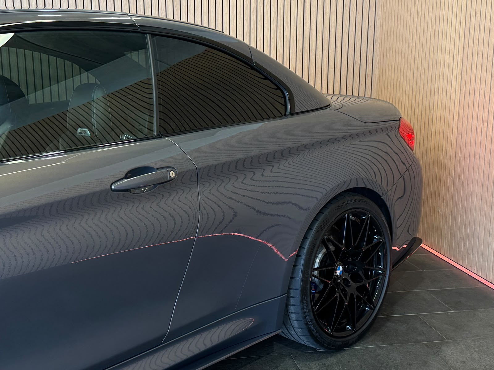 BMW M4 Cabriolet Competition-image-2