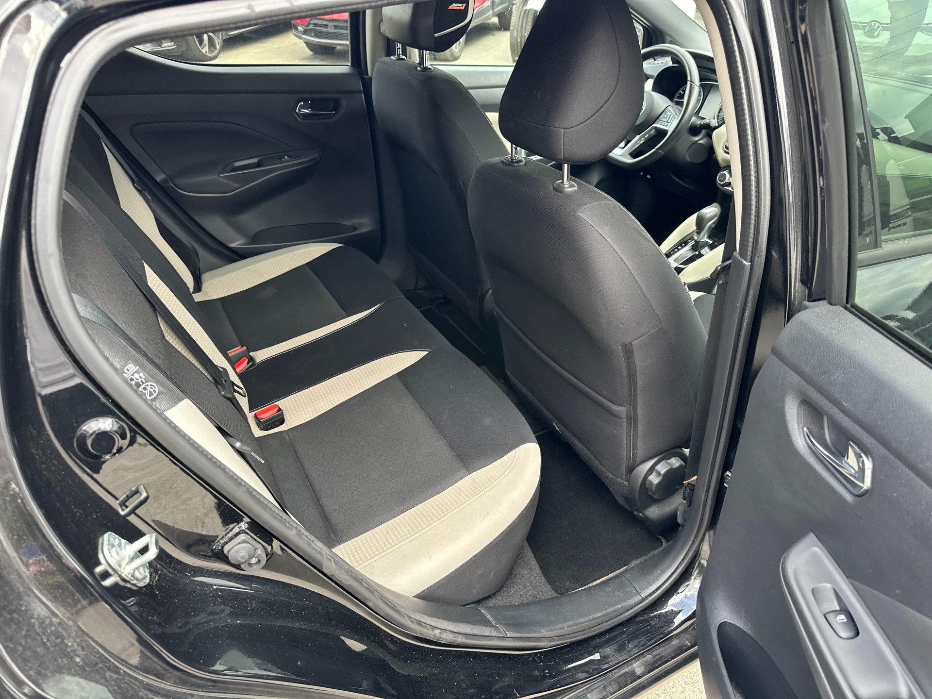 NISSAN Micra IG-T tekna Xtronic-image-9