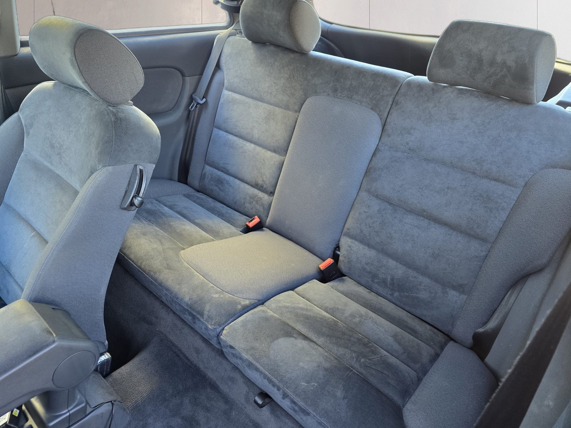 AUDI A3 1.8 Attraction-image-22