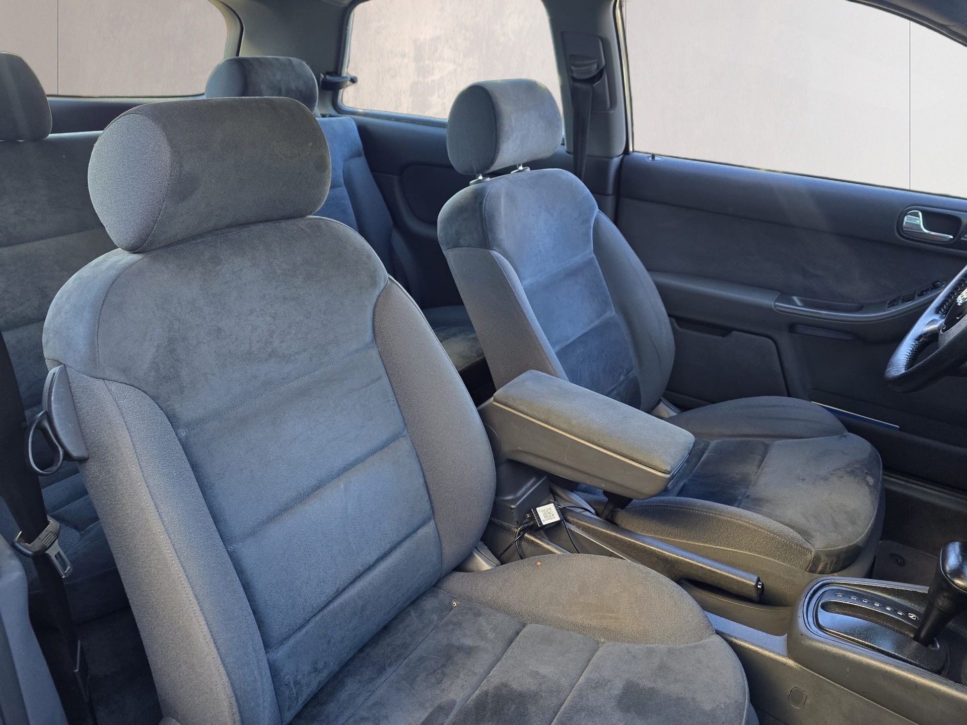 AUDI A3 1.8 Attraction-image-21