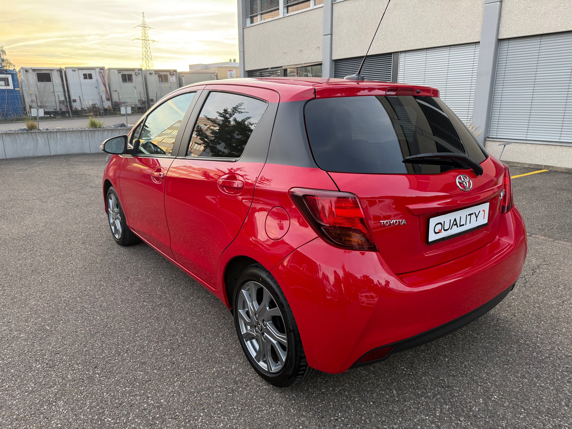 TOYOTA Yaris 1.33 Style Multidrive-image-5