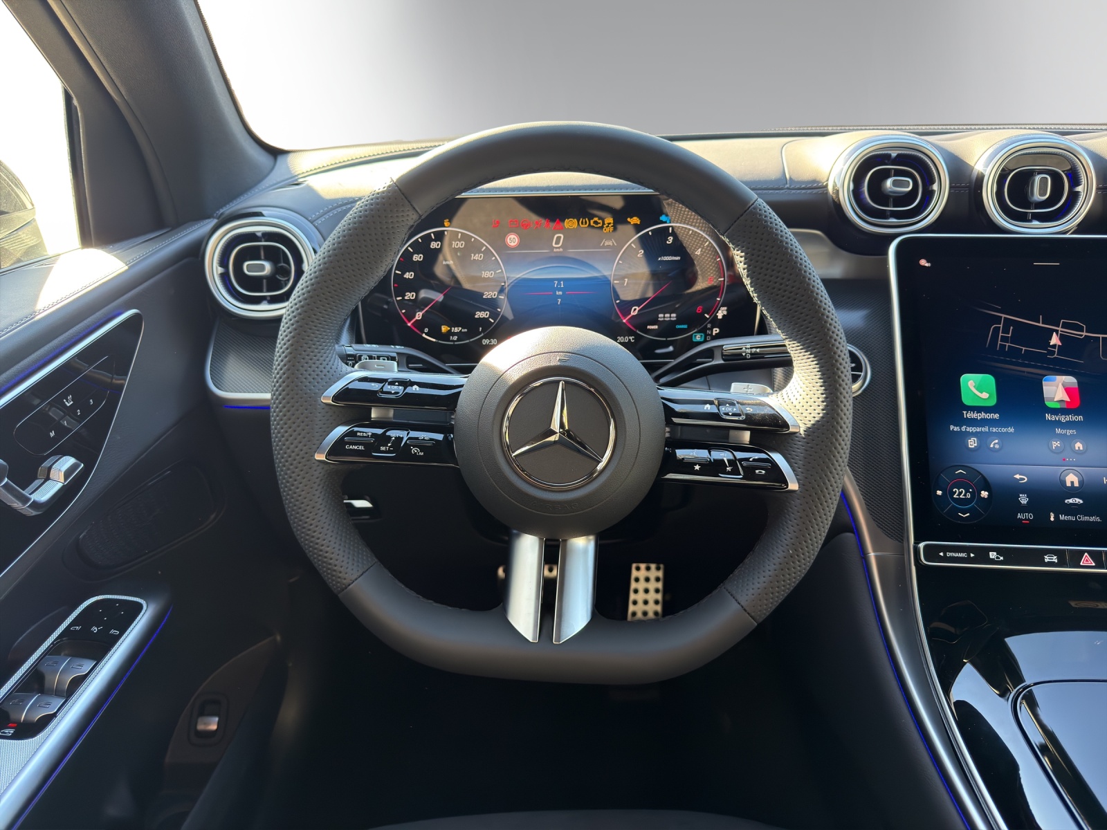 MERCEDES-BENZ GLC 220 d 4Matic 9G-Tronic-image-12