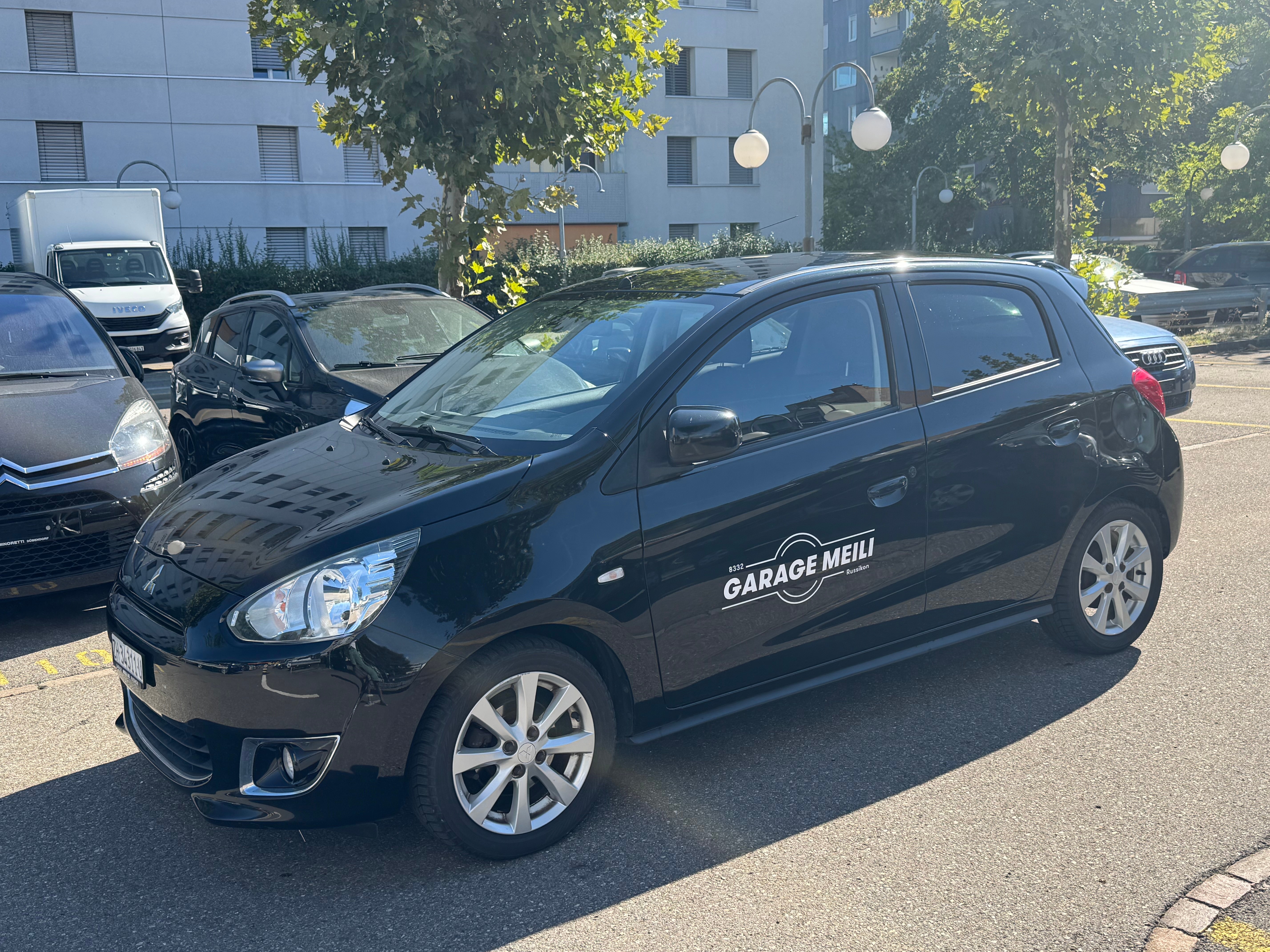 Car photo