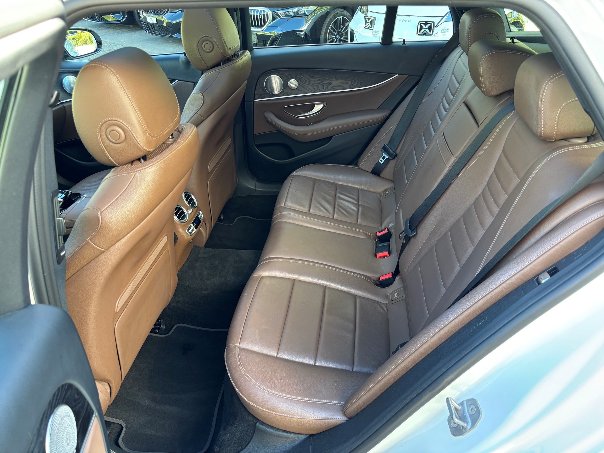 MERCEDES-BENZ E 220 d All-Terrain Avantgarde 4Matic-image-13