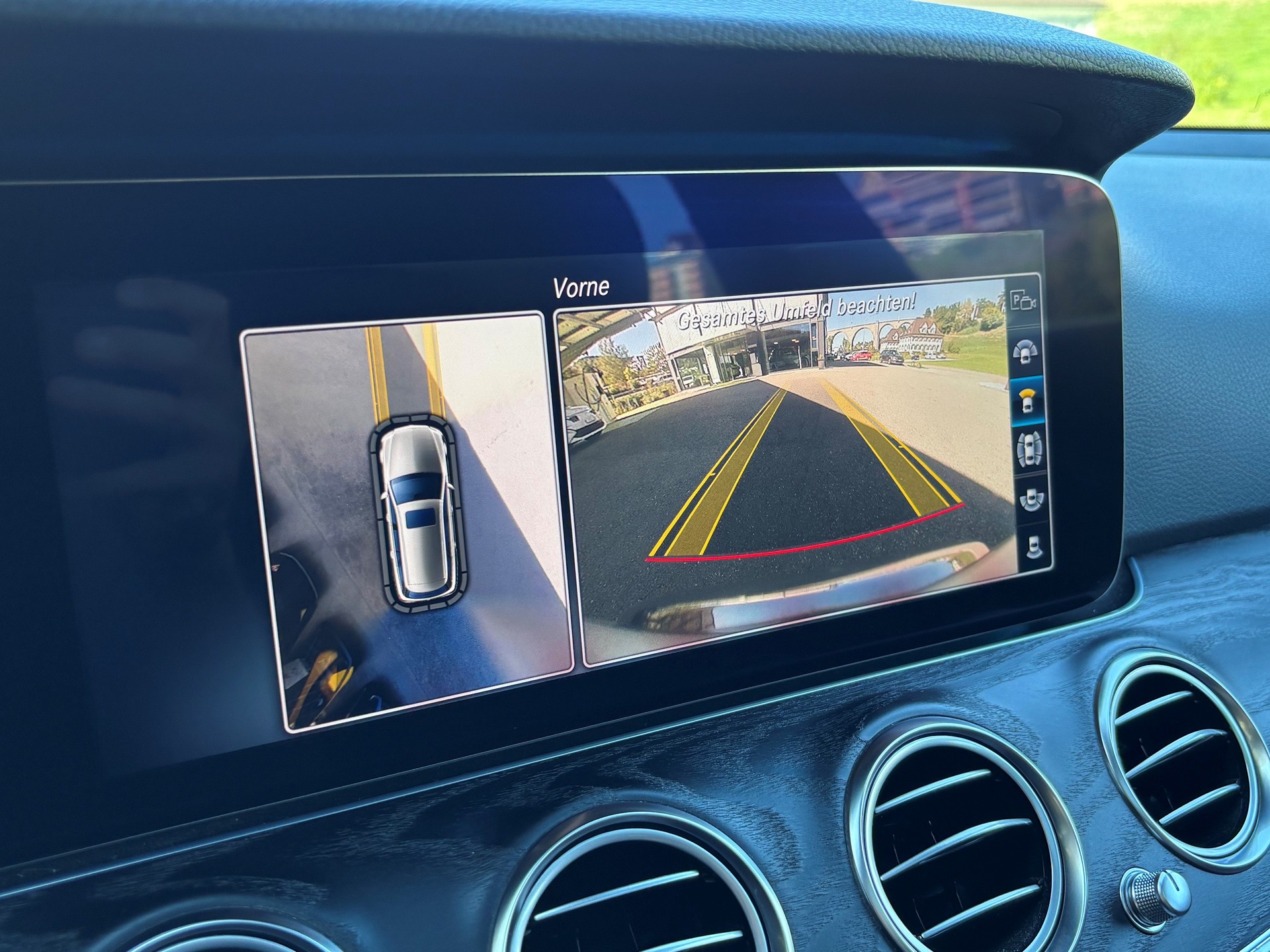 MERCEDES-BENZ E 220 d All-Terrain Avantgarde 4Matic-image-9
