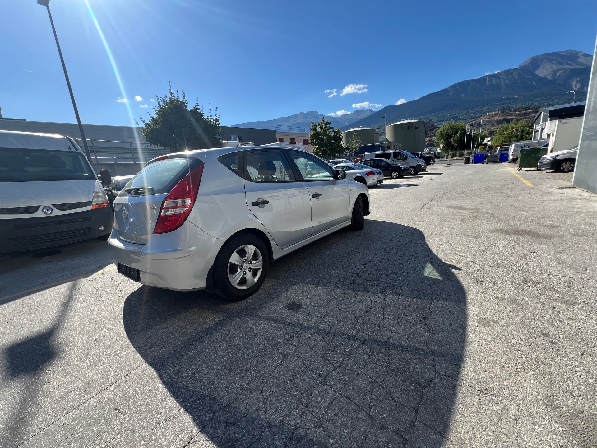 HYUNDAI i30 1.4 Comfort-image-5