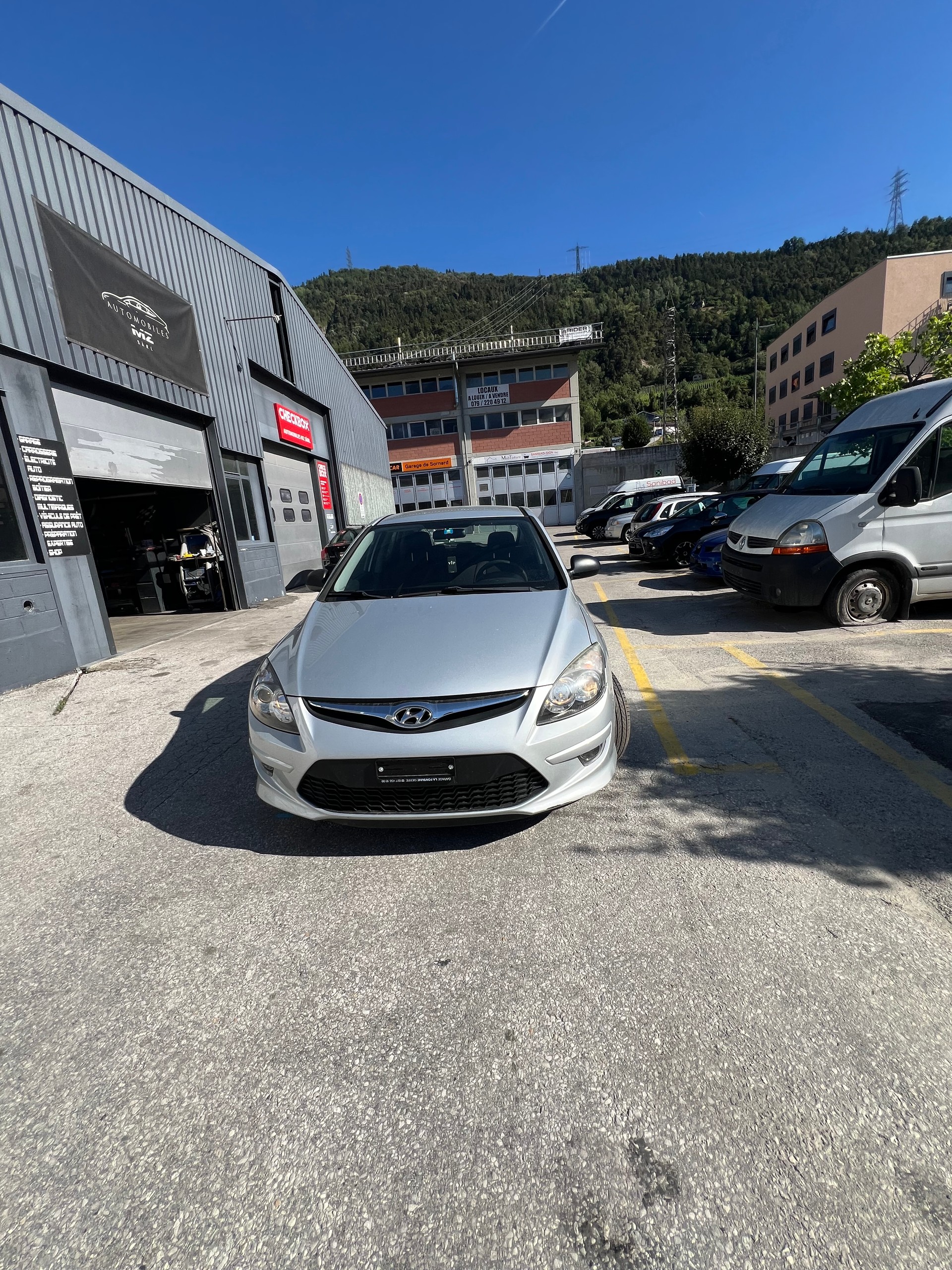 HYUNDAI i30 1.4 Comfort-image-1