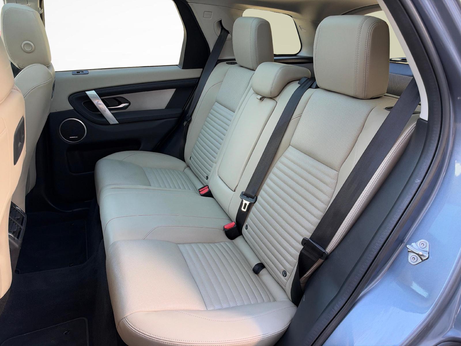 LAND ROVER Discovery Sport 2.0 TD4 165 SE-image-10
