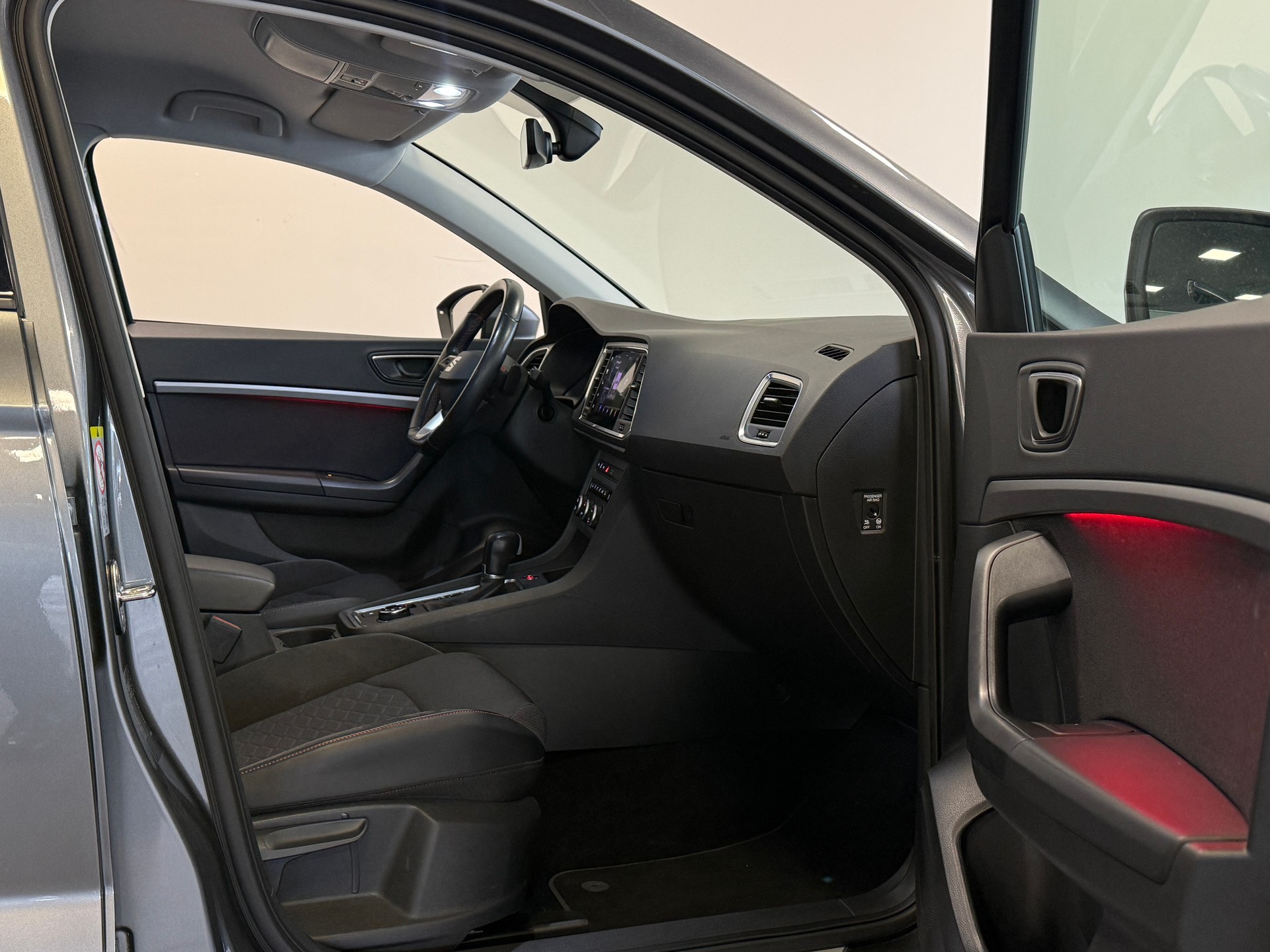 SEAT Ateca 2.0 TSI FR Hola 4Drive DSG *Anhängerkupplung*-image-7