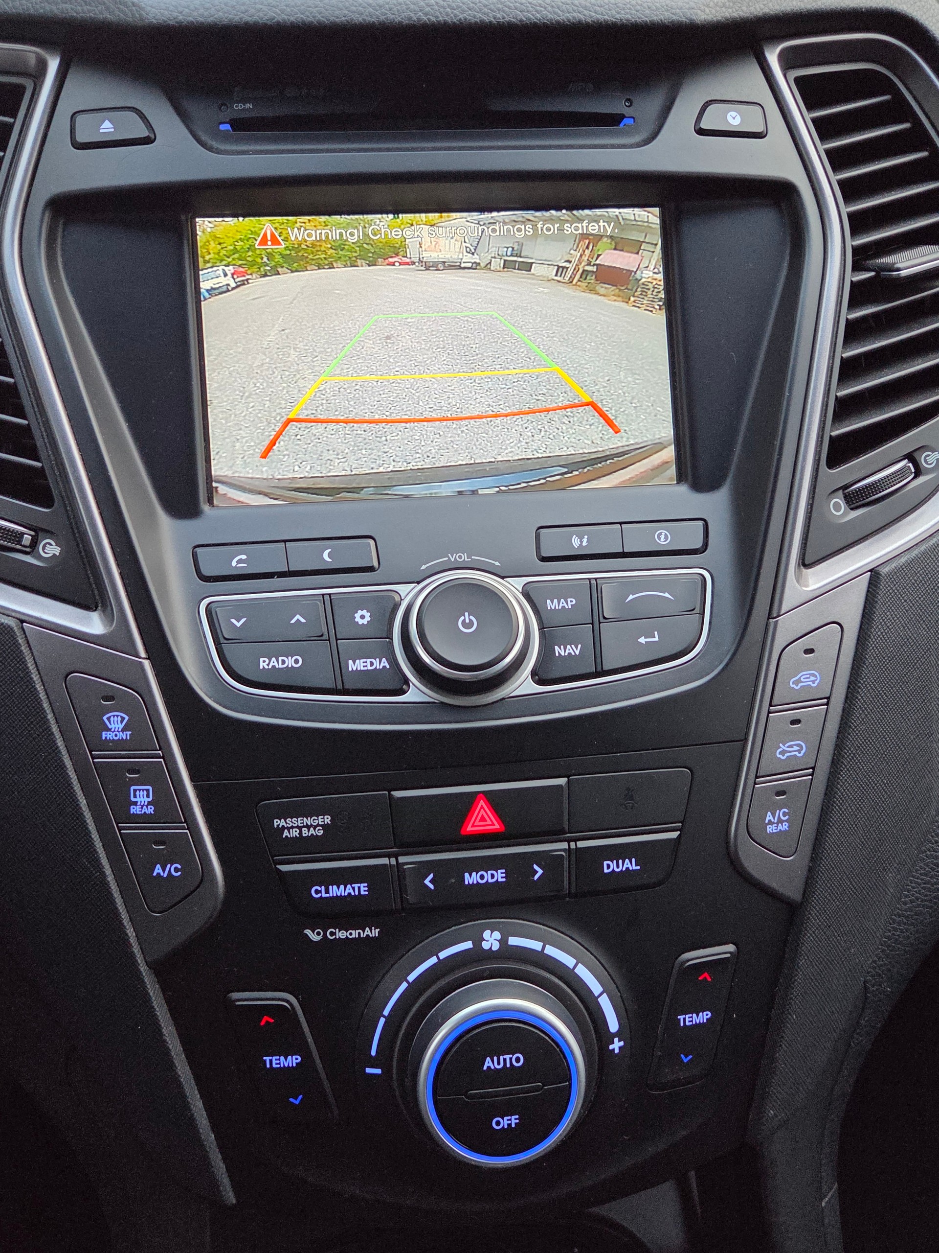 HYUNDAI Santa Fe 2.2 CRDI Premium 4WD Automatic-image-10