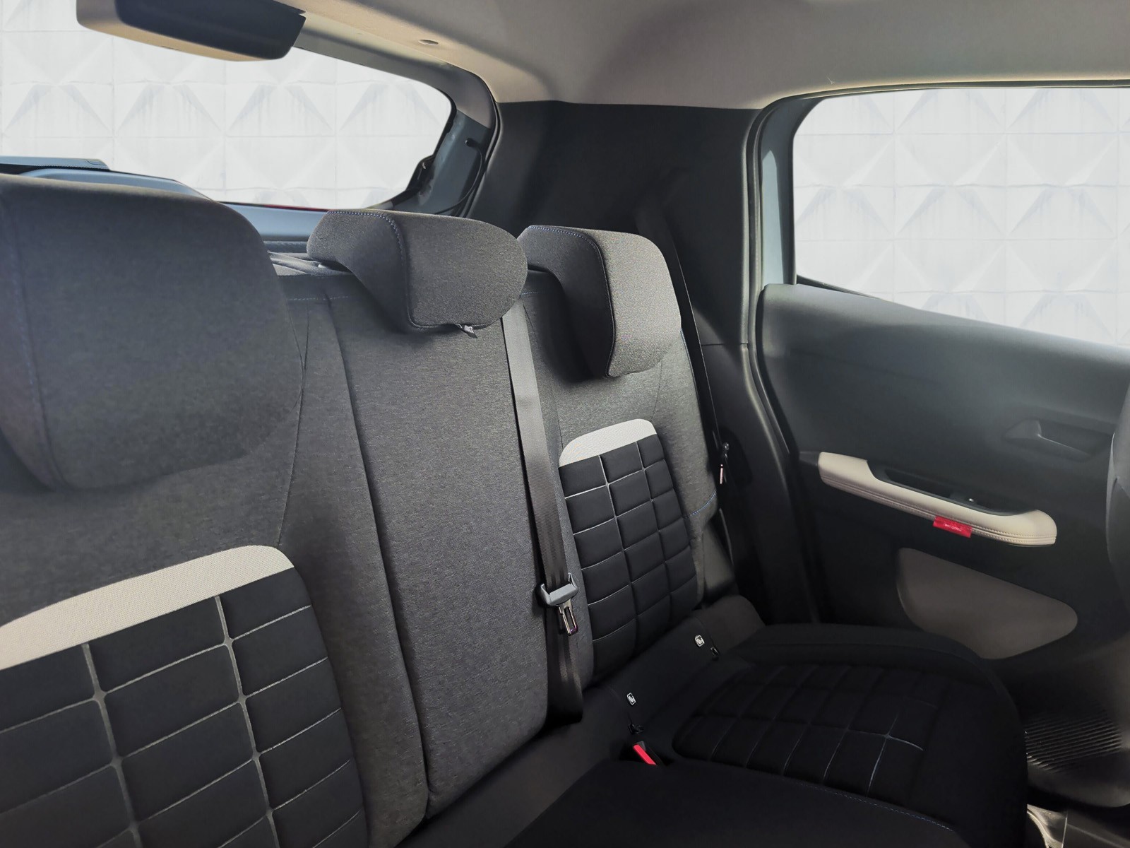 CITROEN C3 MHEV Tonic+-image-11