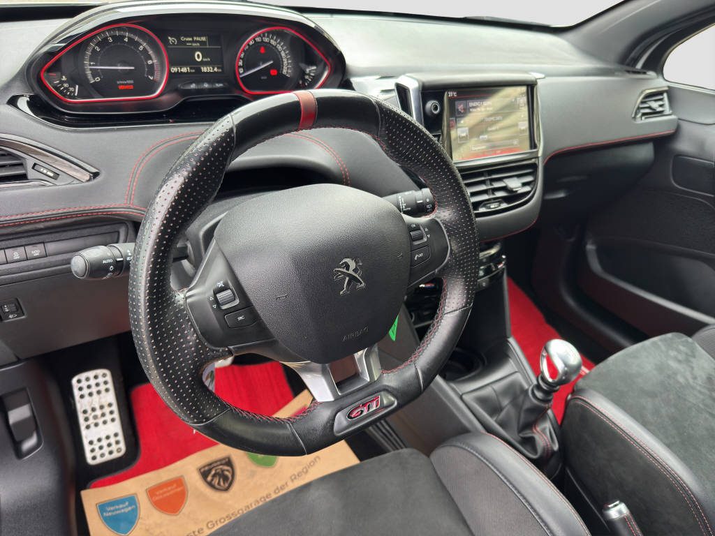 PEUGEOT 208 1.6 Turbo GTi Sport-image-9