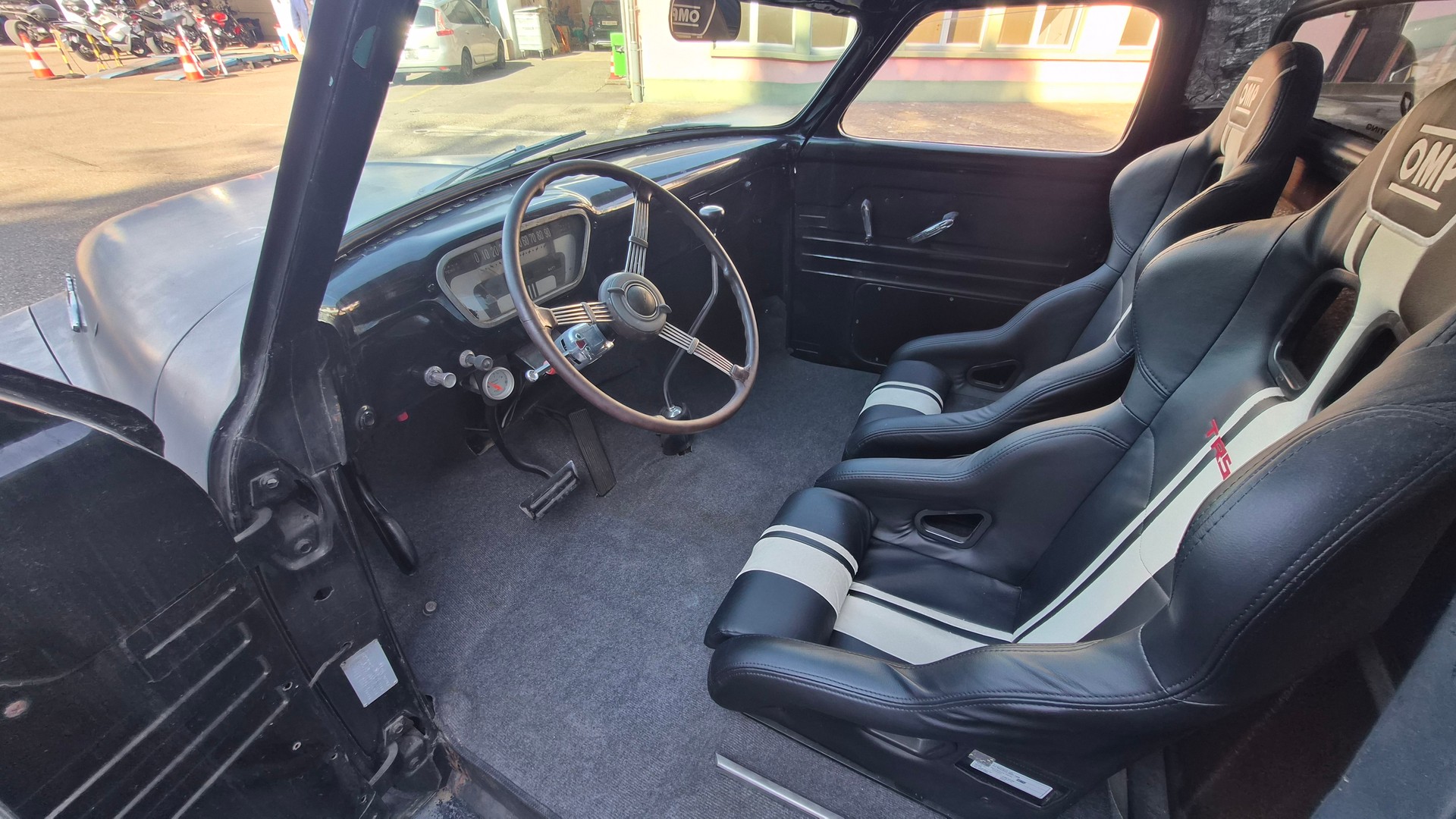 FORD F100-image-2