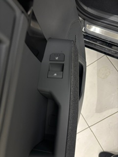 KIA EV3 81 kWh GT 4x4-image-15