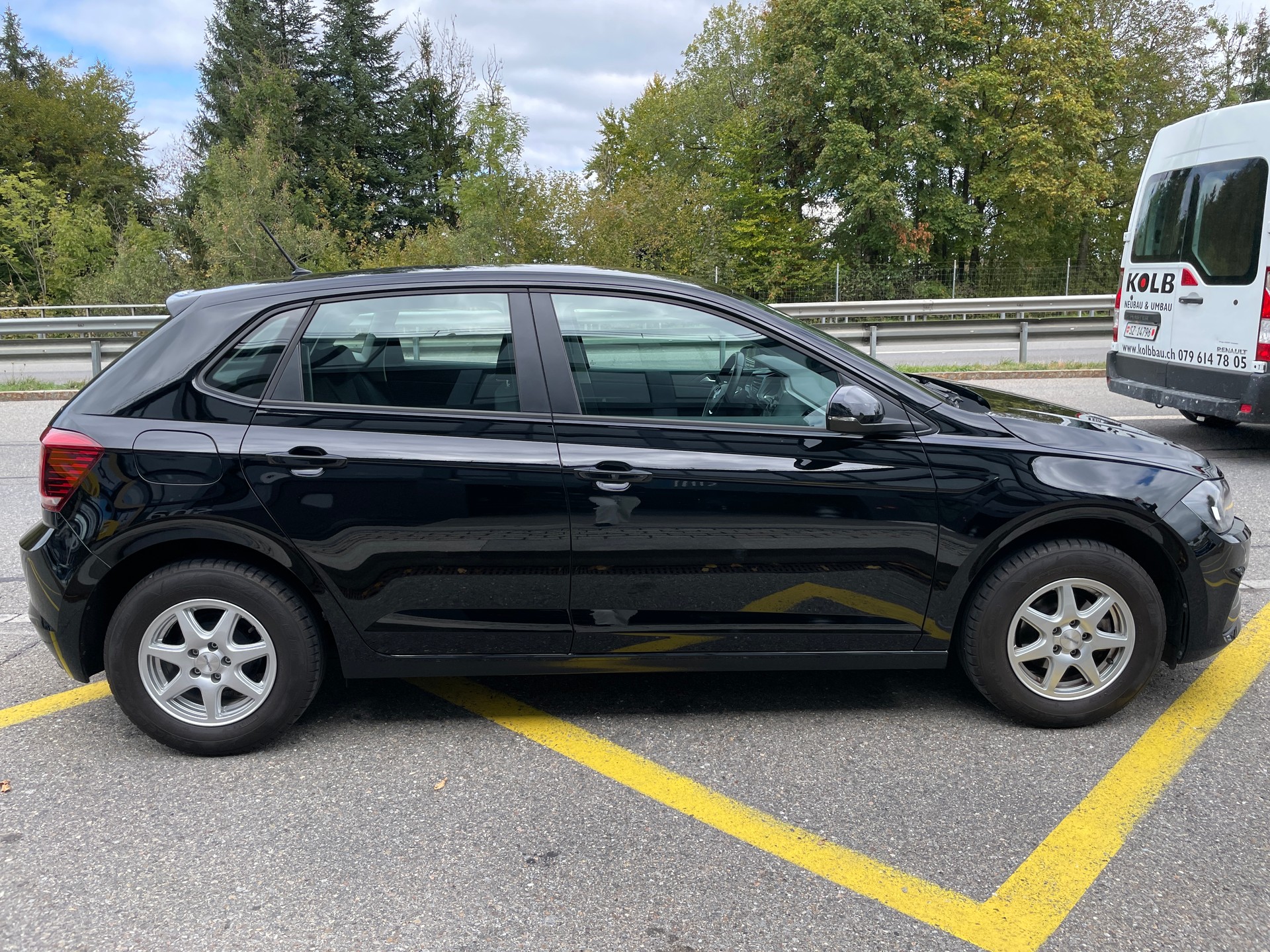 VW Polo 1.0 BMT Trendline-showroom-element-3