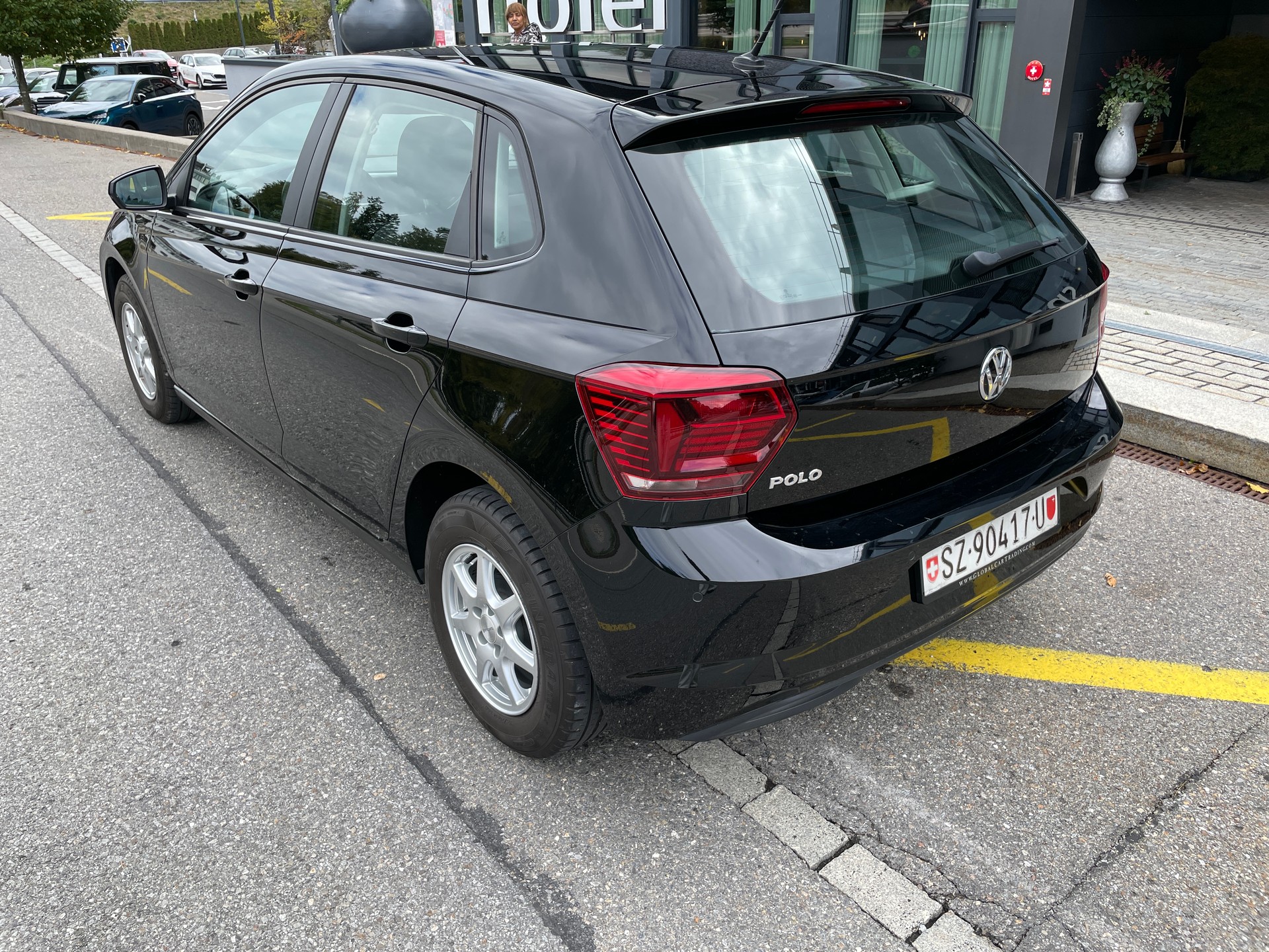 VW Polo 1.0 BMT Trendline-image-8