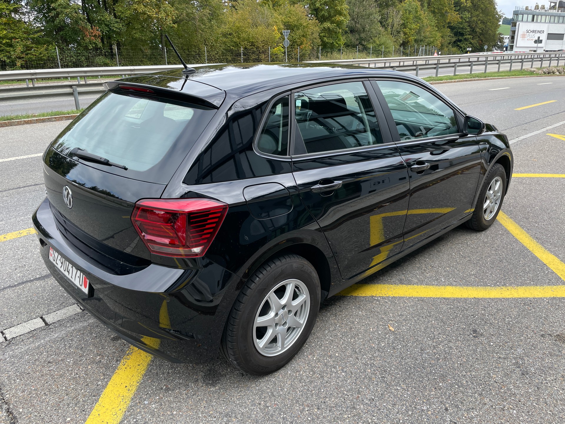 VW Polo 1.0 BMT Trendline-image-4
