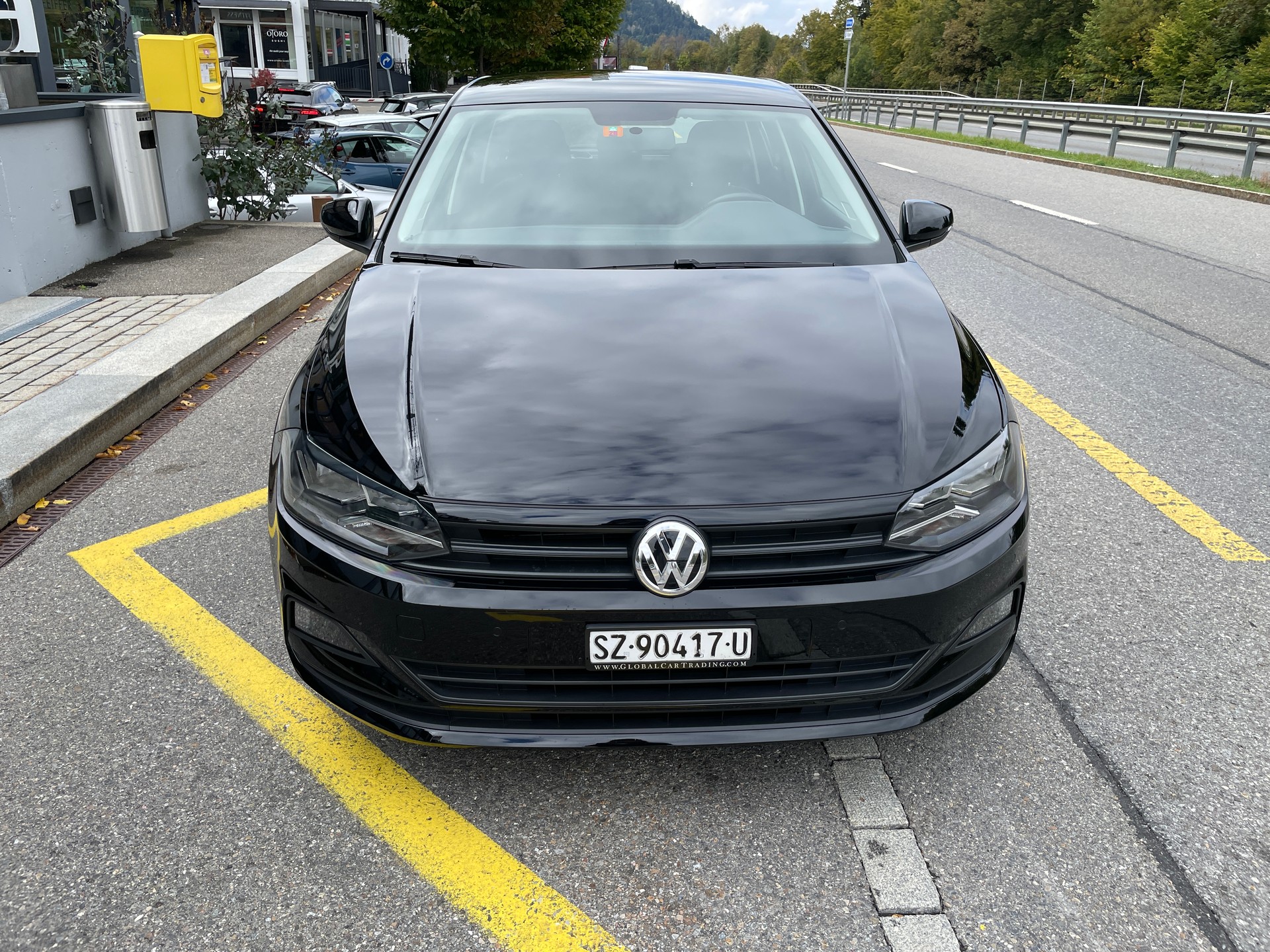 VW Polo 1.0 BMT Trendline-showroom-element-1