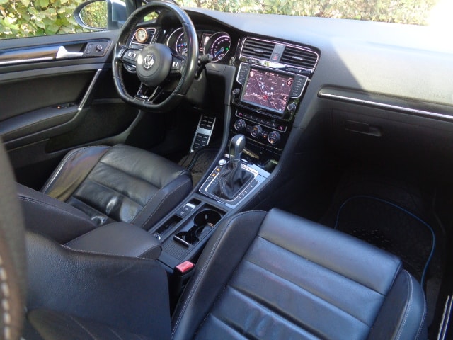 VW GOLF R-image-3