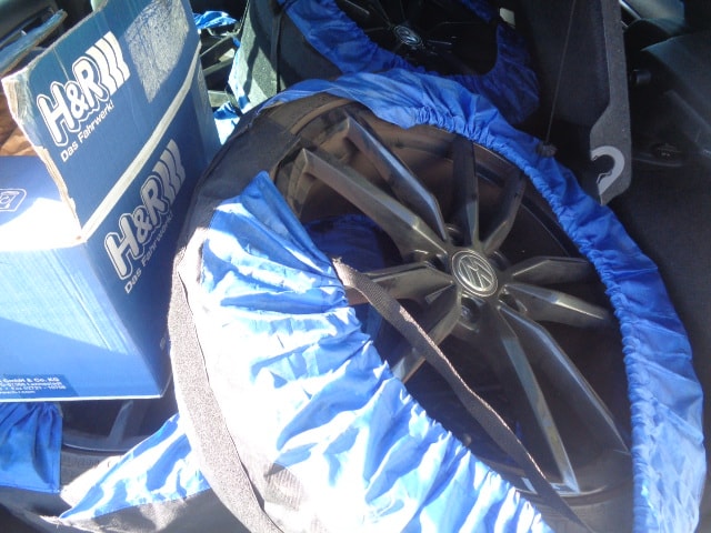 VW GOLF R-image-10