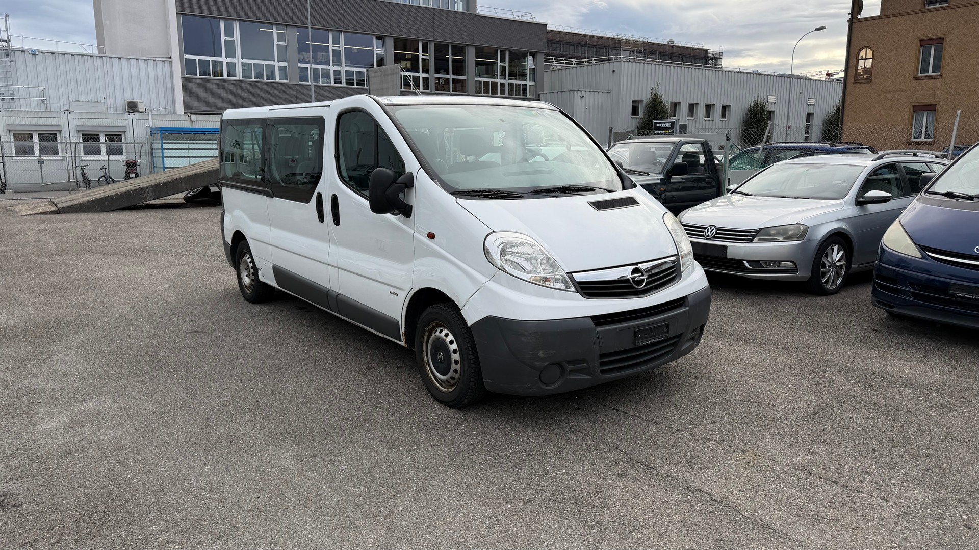 OPEL Vivaro 2.0 CDTI 2.9t L2H1-image-1