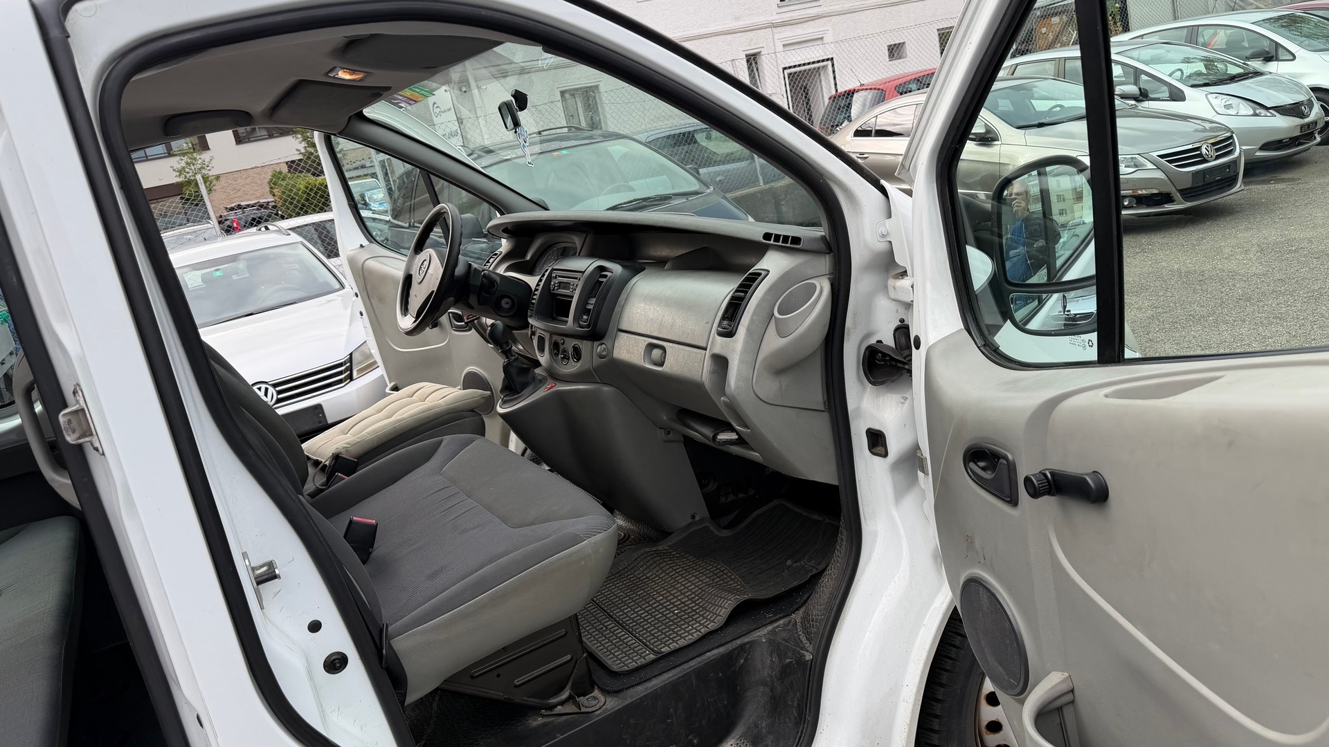 OPEL Vivaro 2.0 CDTI 2.9t L2H1-image-4