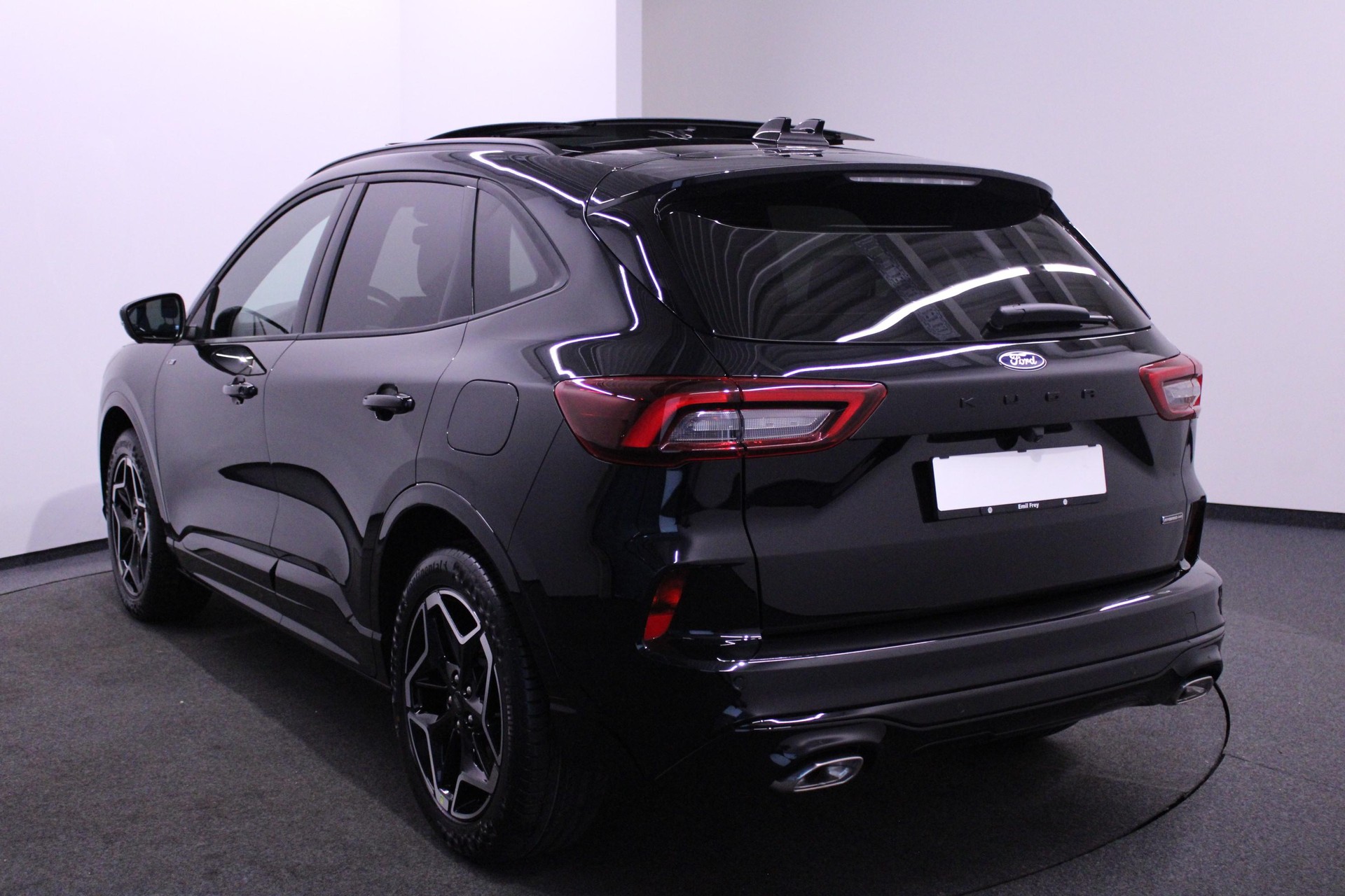 FORD Kuga 2.5 Hybrid ST-Line 4x4-image-2