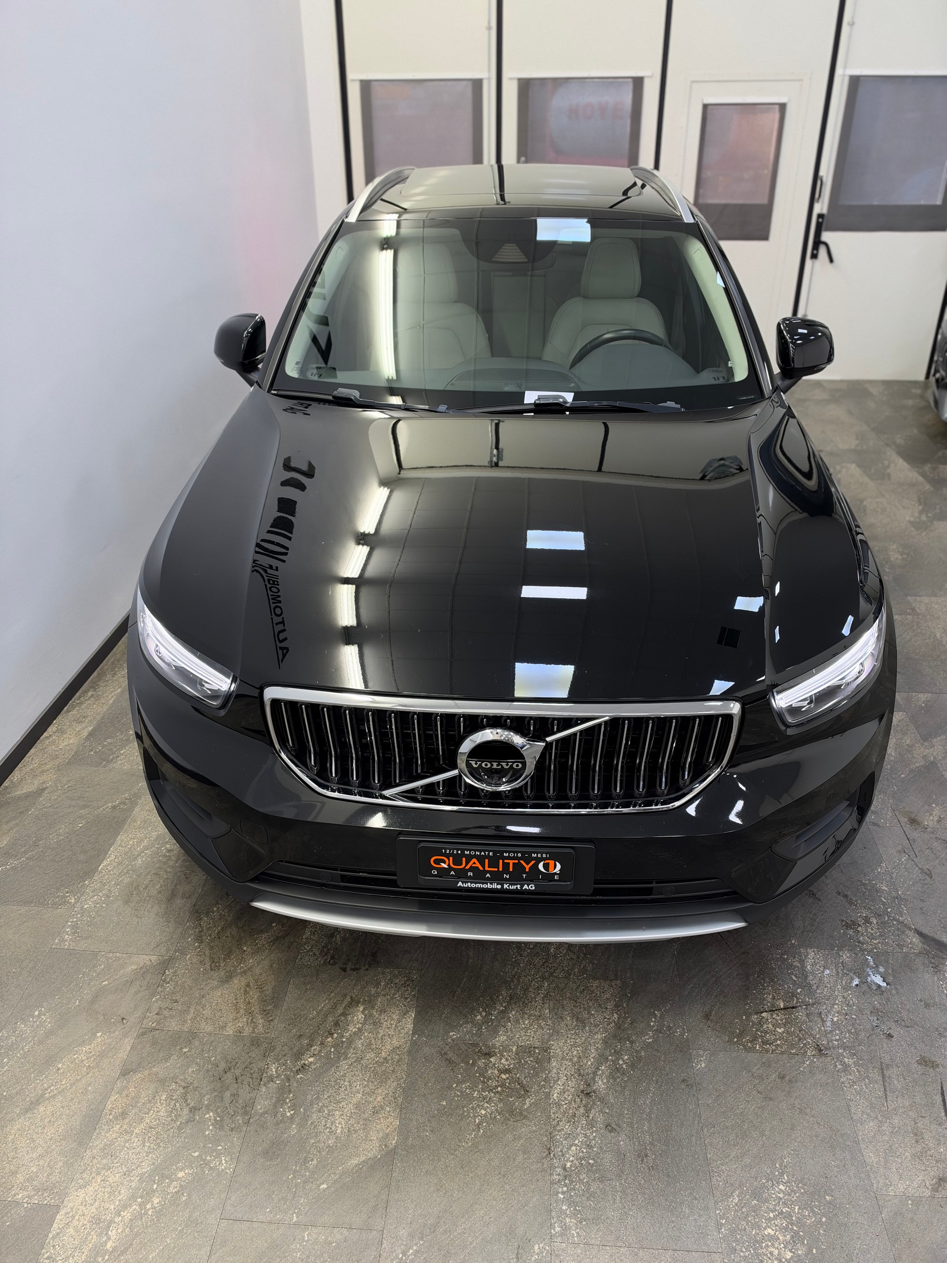 VOLVO XC40 T5 TwE R-Design Expression DCT-image-7