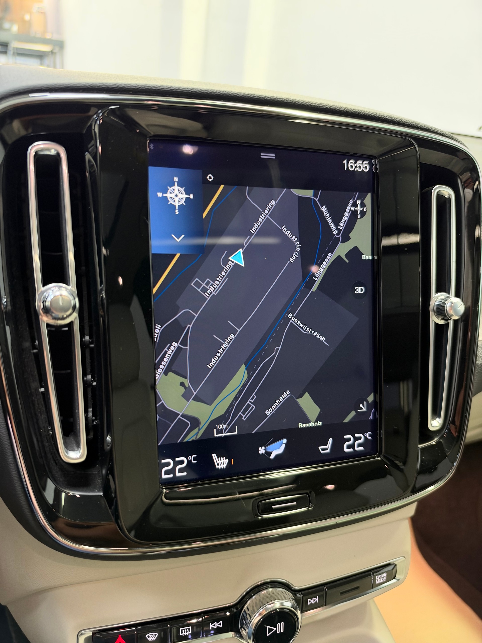 VOLVO XC40 T5 TwE R-Design Expression DCT-image-14