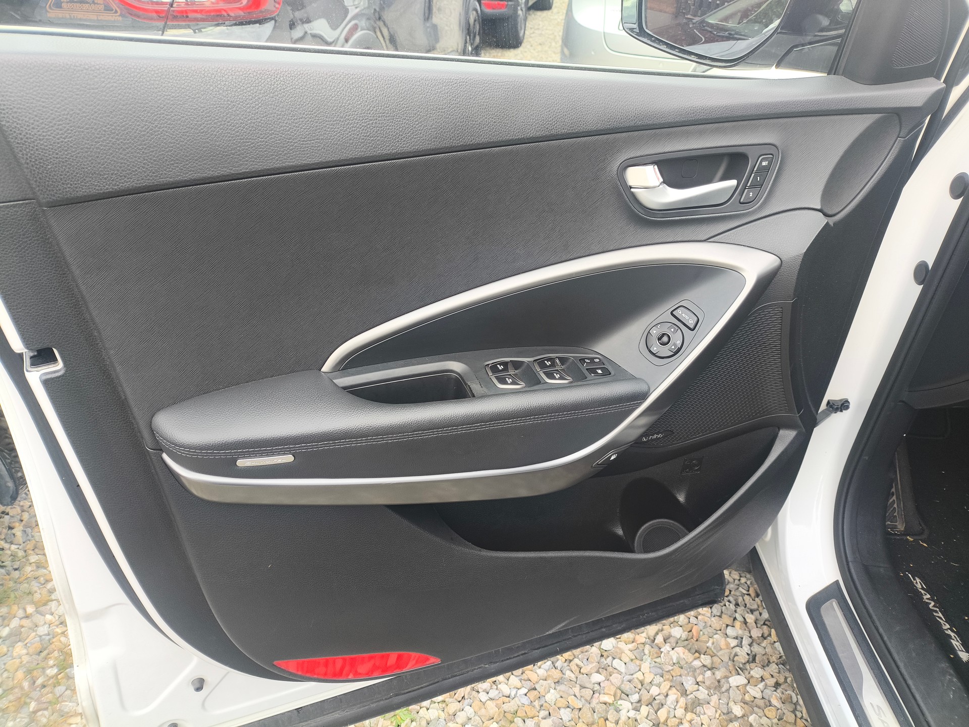 HYUNDAI Santa Fe 2.2 CRDI Amplia 4WD Automatic-image-10