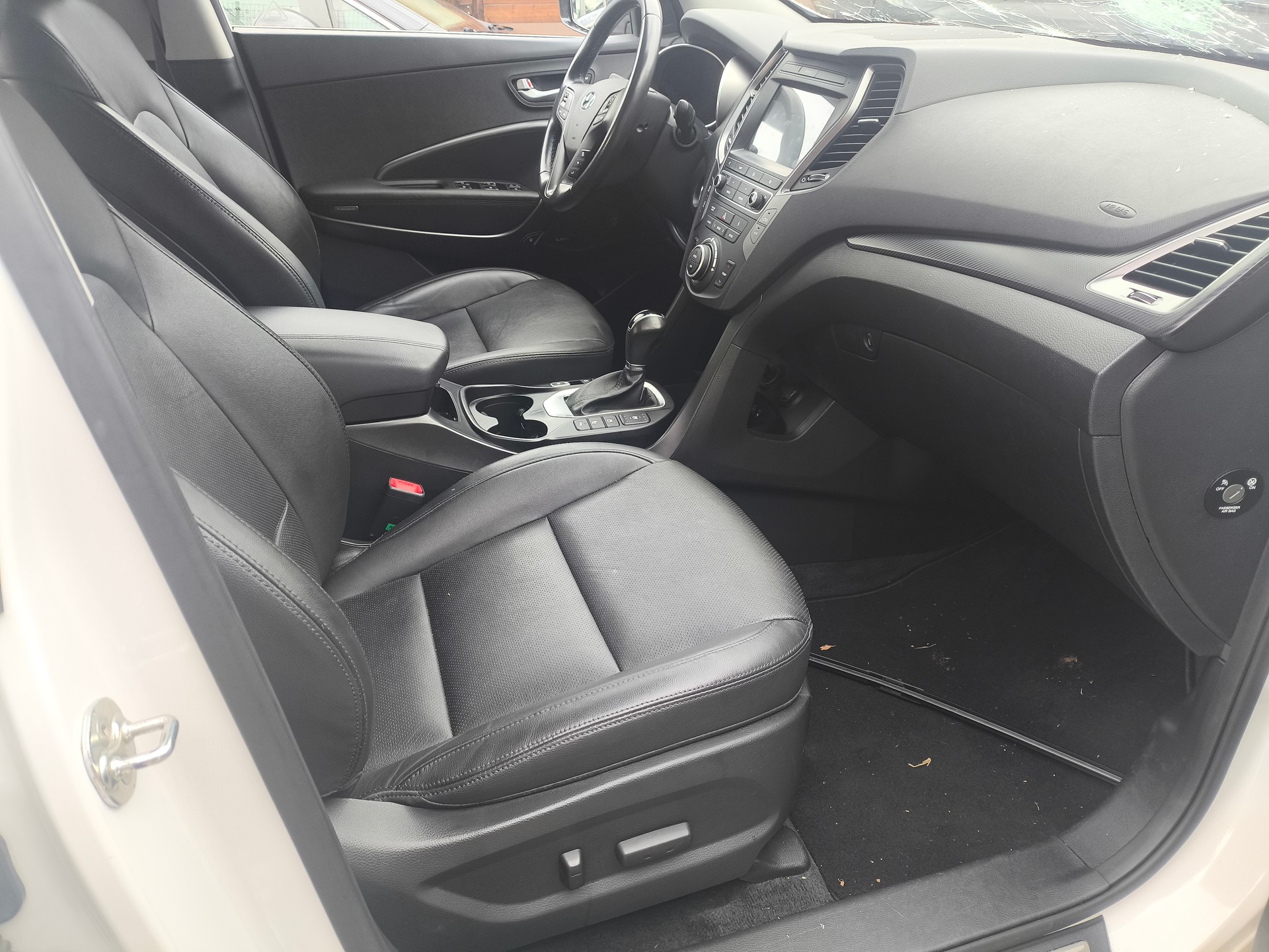 HYUNDAI Santa Fe 2.2 CRDI Amplia 4WD Automatic-image-11
