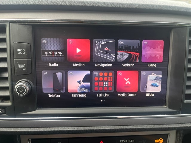 SEAT Leon ST 2.0 TDI Style 4Drive DSG-image-8