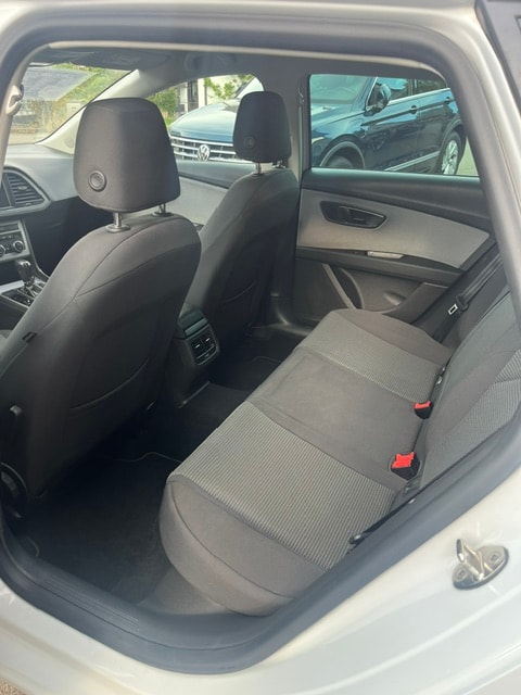 SEAT Leon ST 2.0 TDI Style 4Drive DSG-image-5