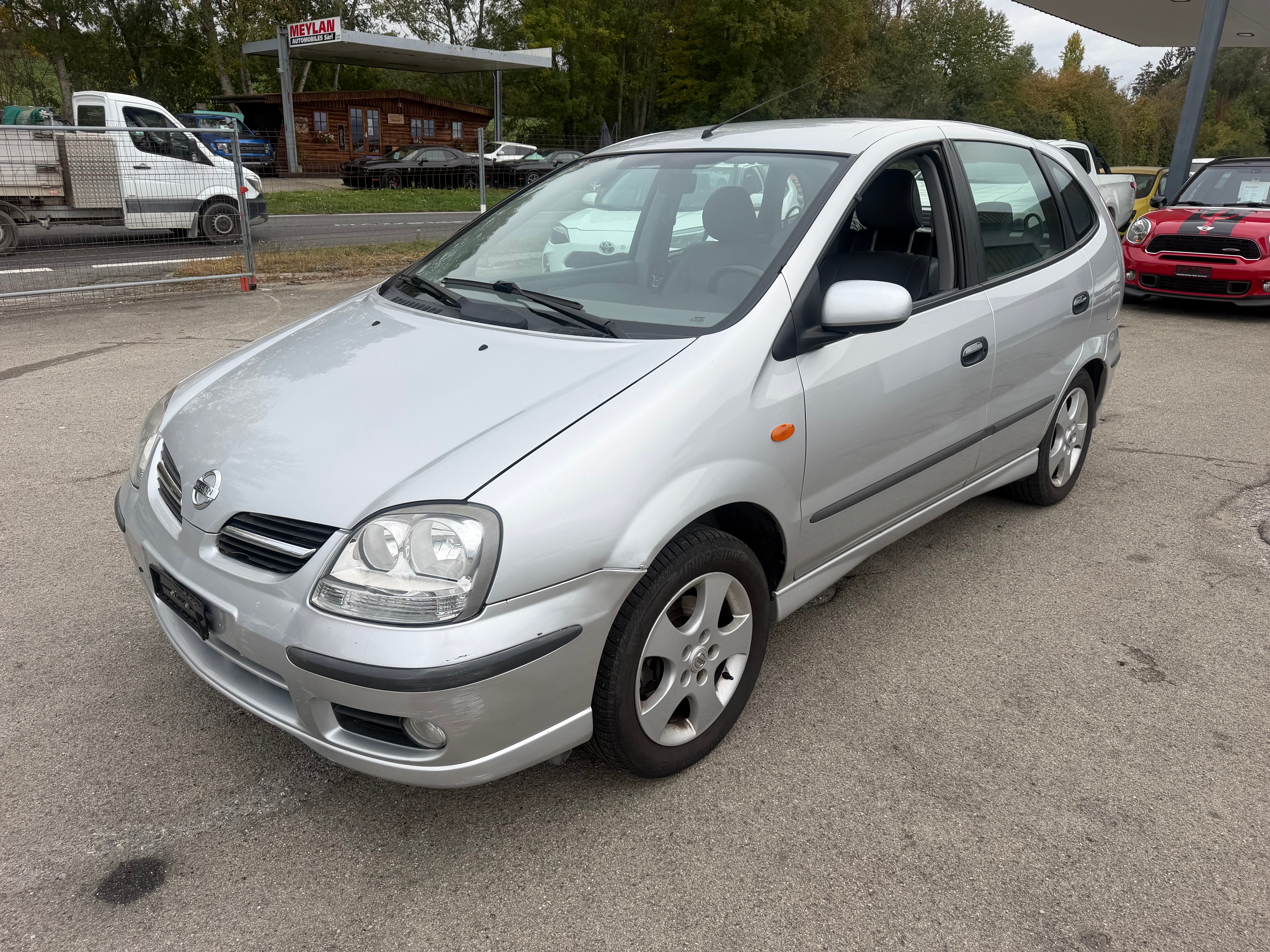 Car photo