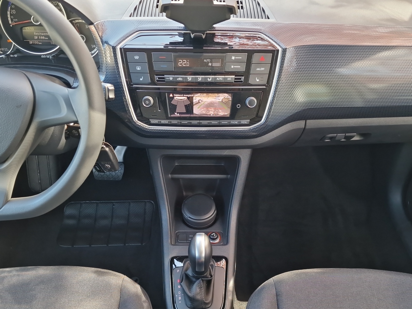 VW Up e-image-6