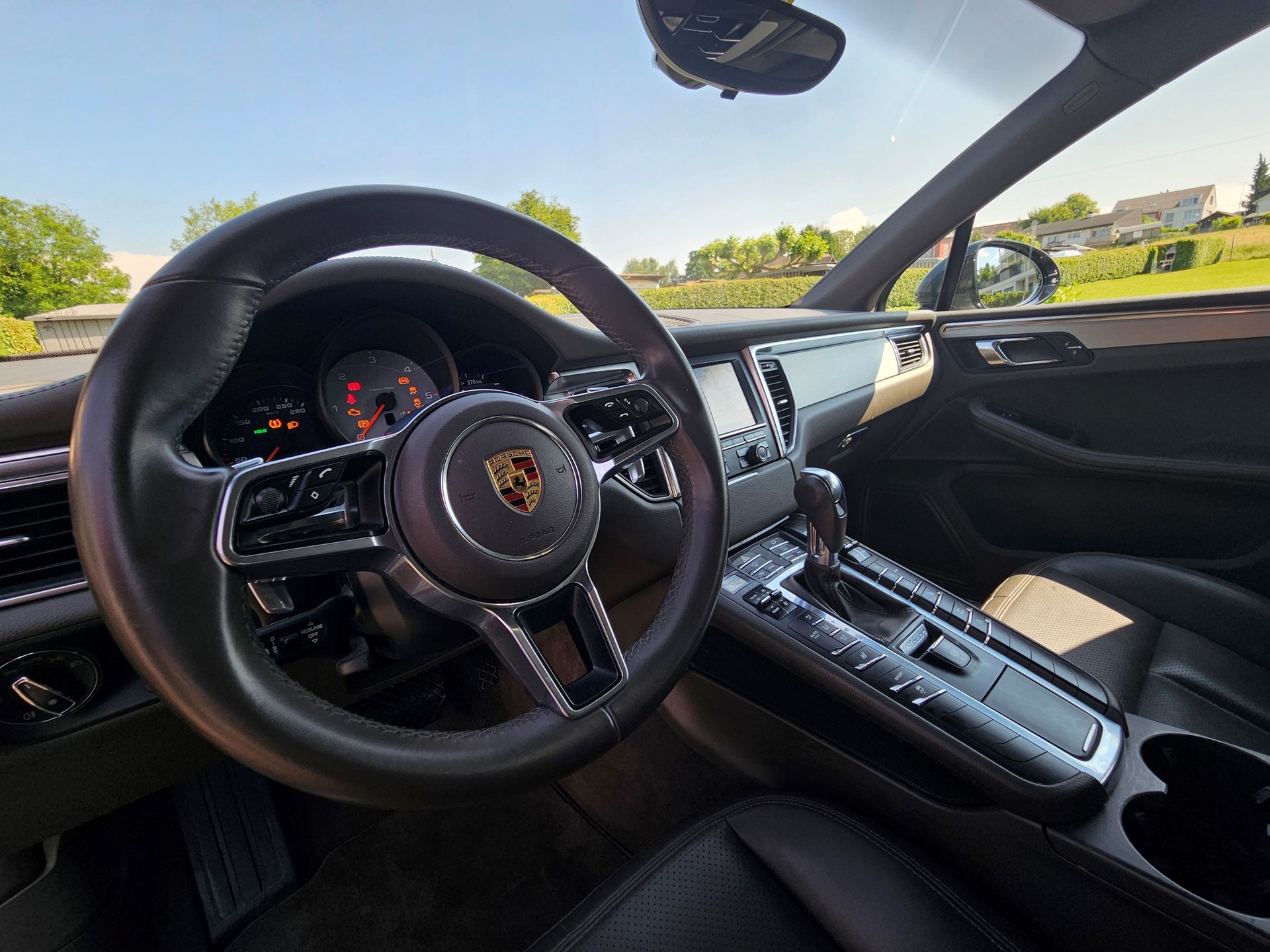 PORSCHE Macan S Diesel PDK-image-2