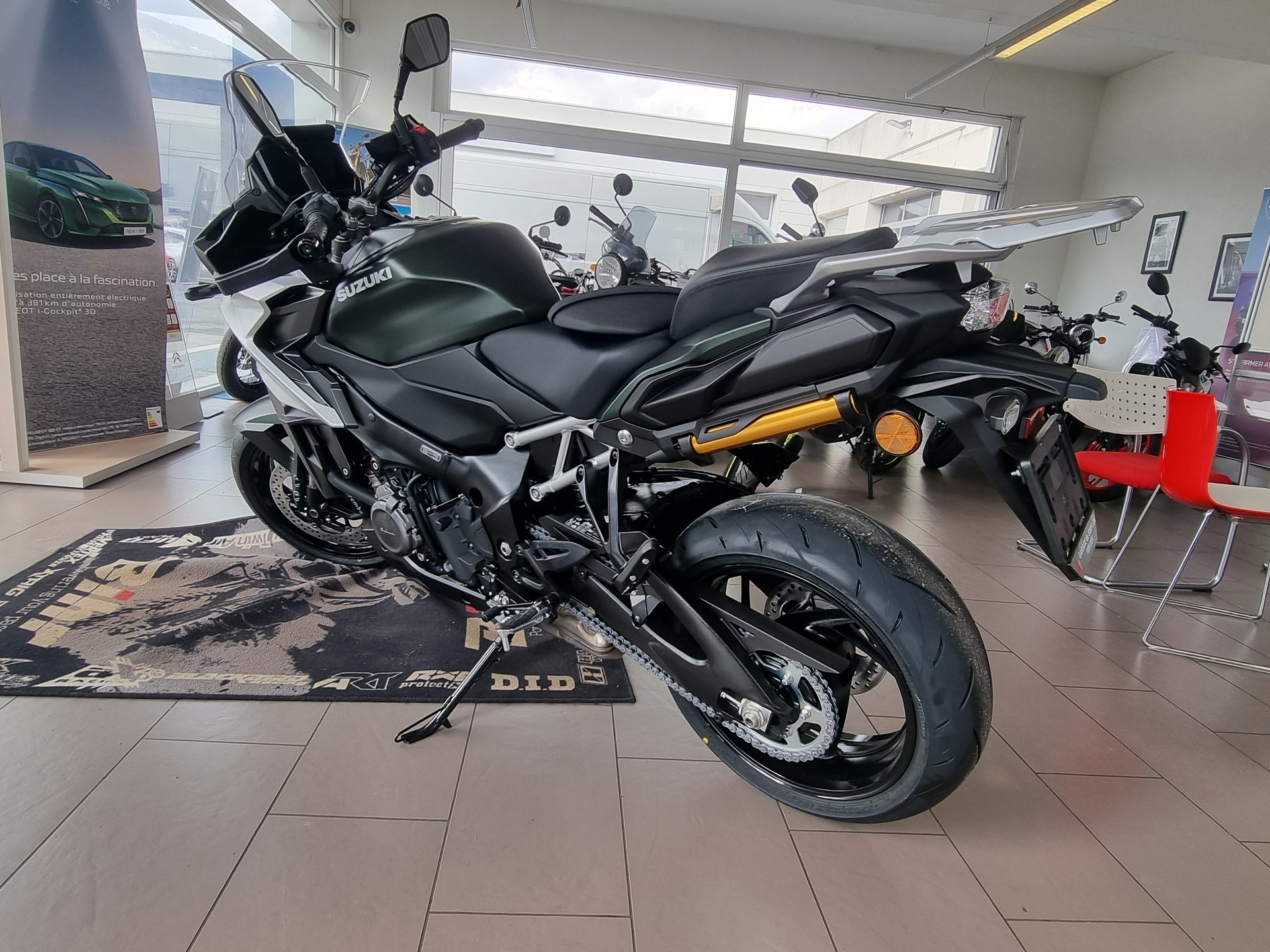 SUZUKI GSX-S 1000GX-image-2