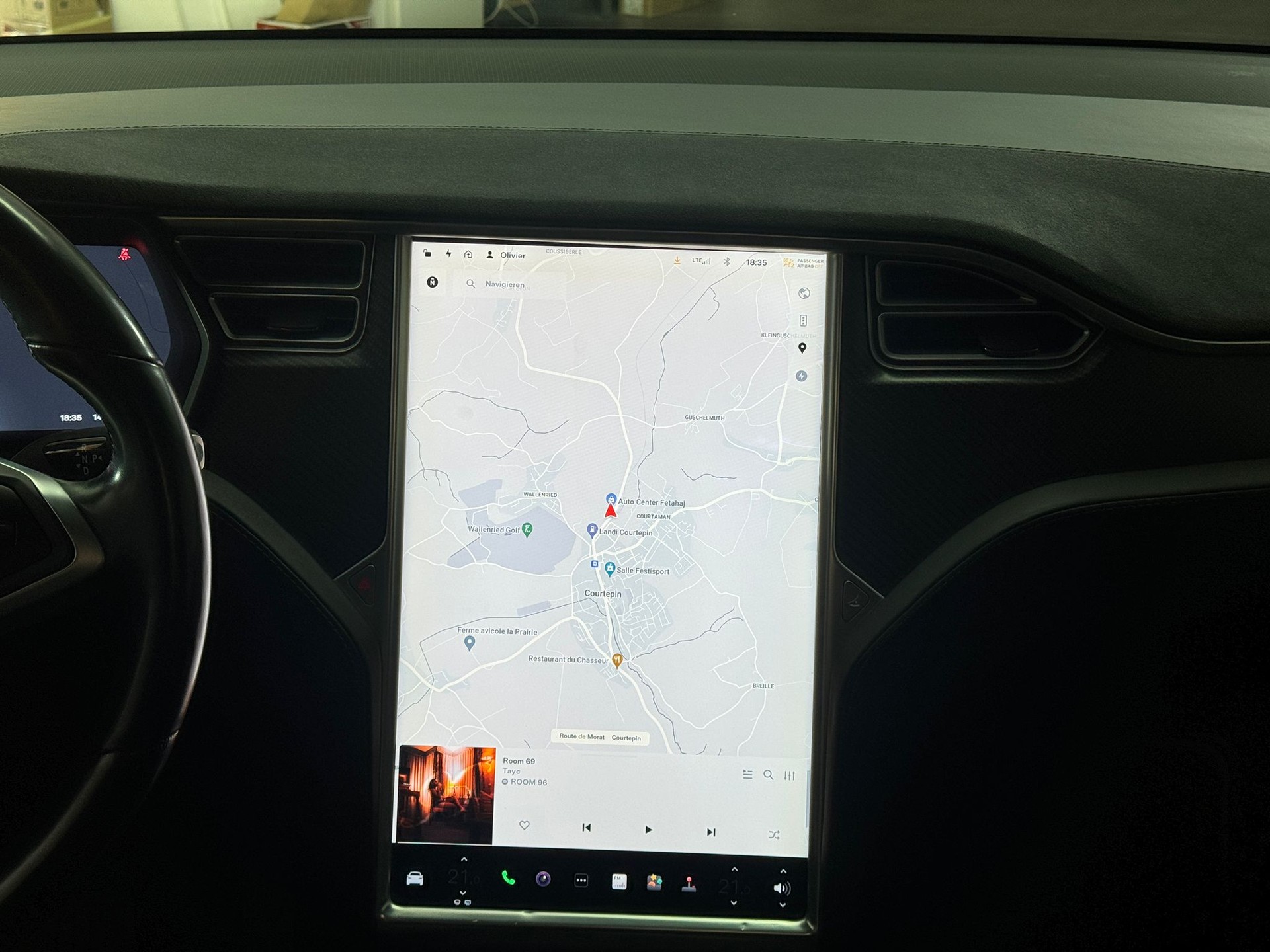 TESLA Model X 90 D-image-6