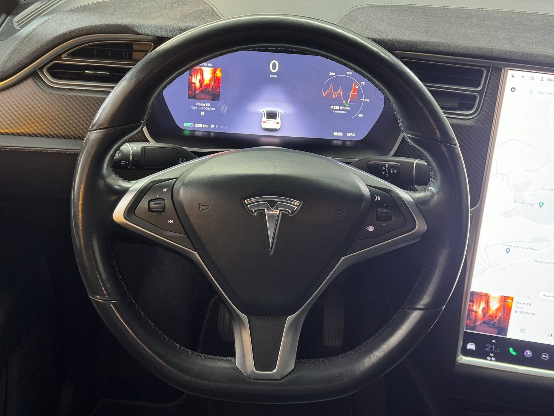 TESLA Model X 90 D-image-5