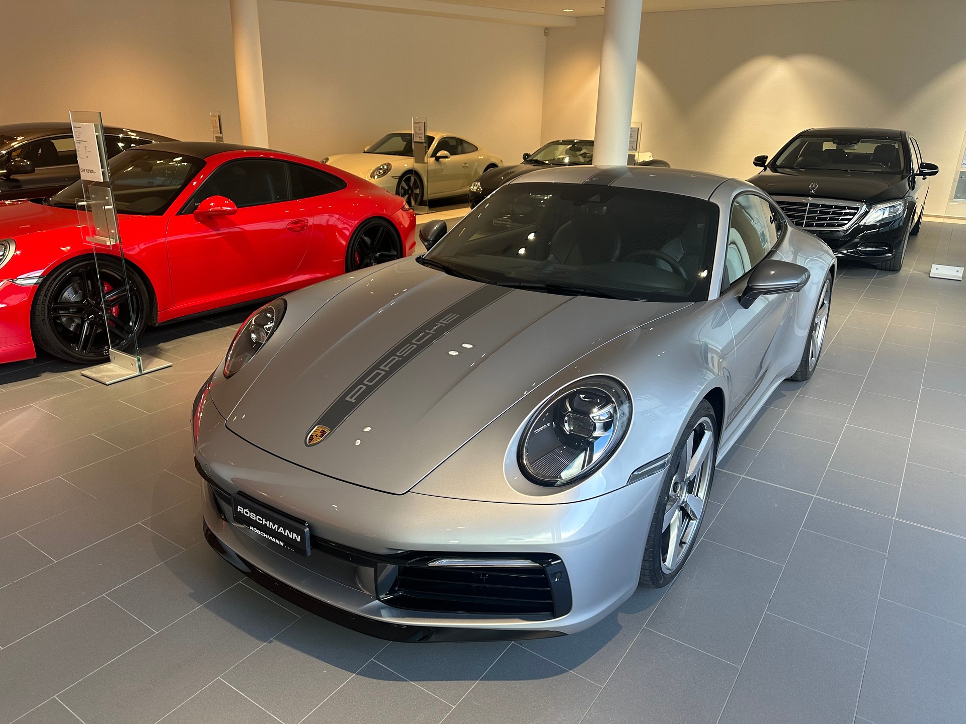 PORSCHE 911 Carrera T-image-4