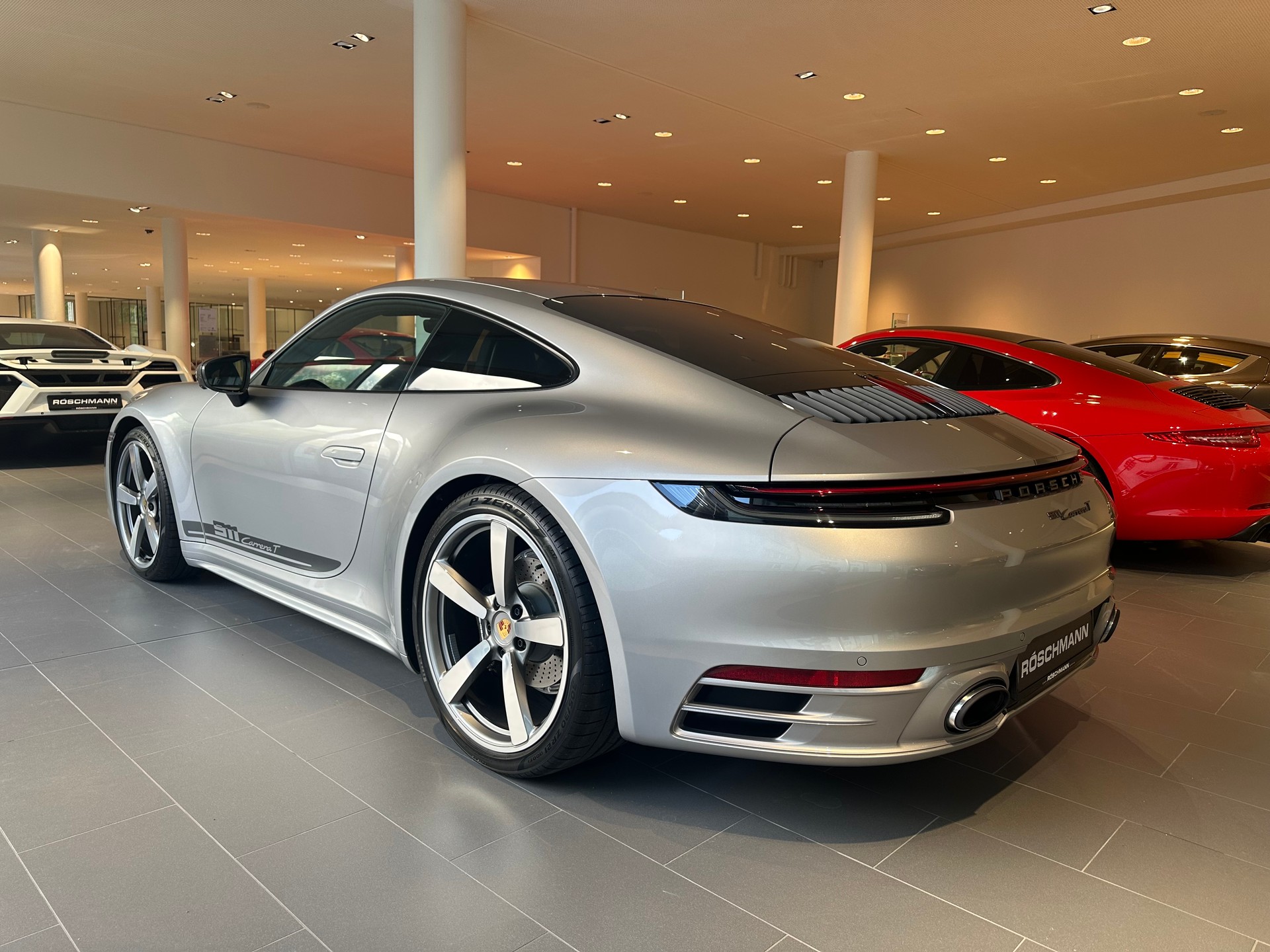 PORSCHE 911 Carrera T-image-3