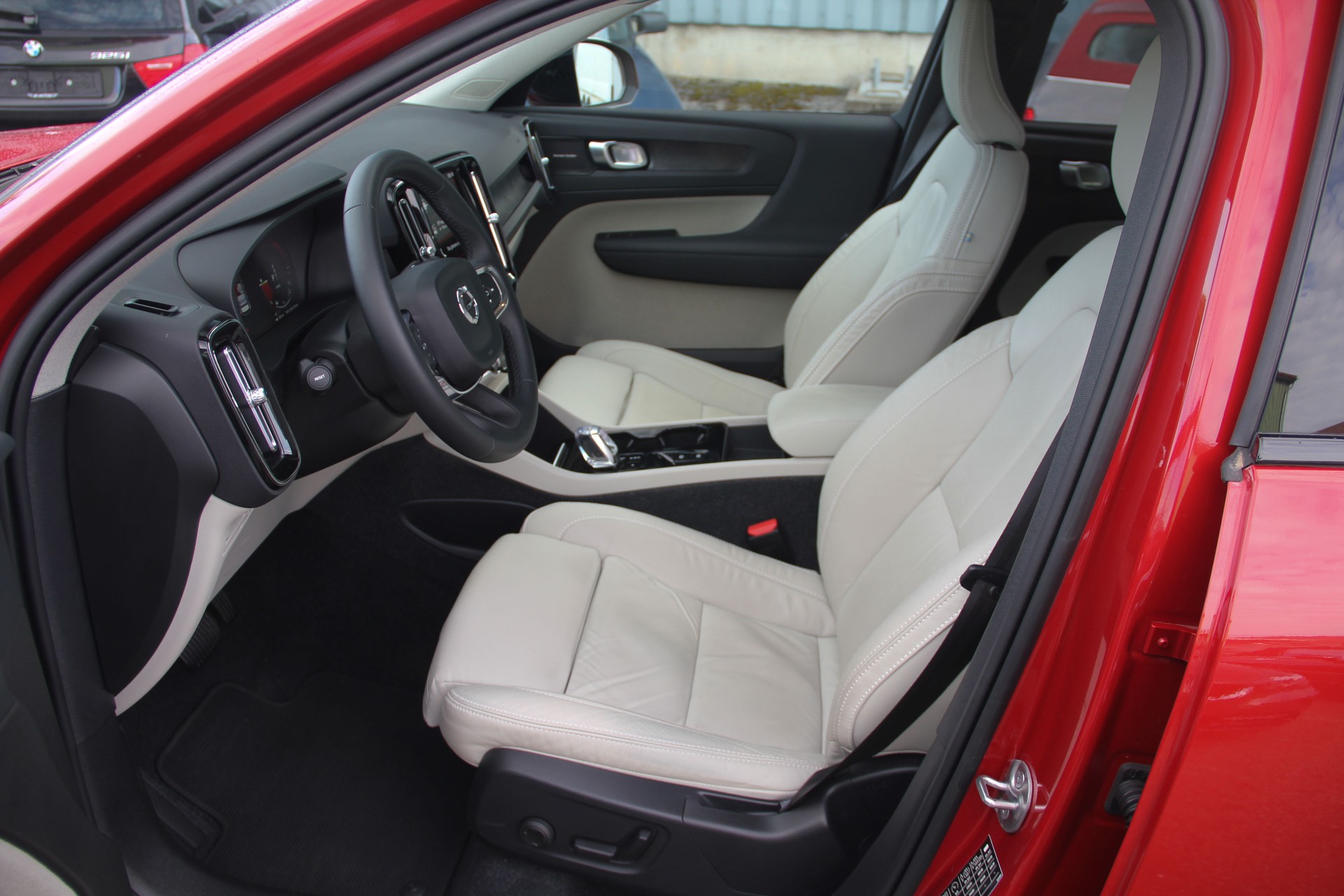 VOLVO XC40 T5 PHEV Ultimate Dark DCT 🇸🇪 ⭐⭐⭐⭐⭐-image-5