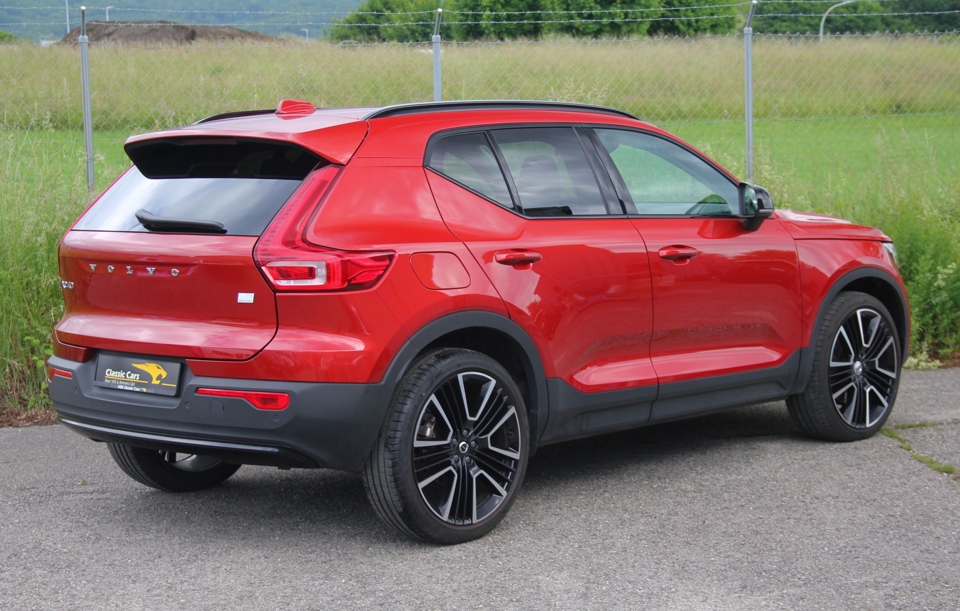 VOLVO XC40 T5 PHEV Ultimate Dark DCT 🇸🇪 ⭐⭐⭐⭐⭐-image-3