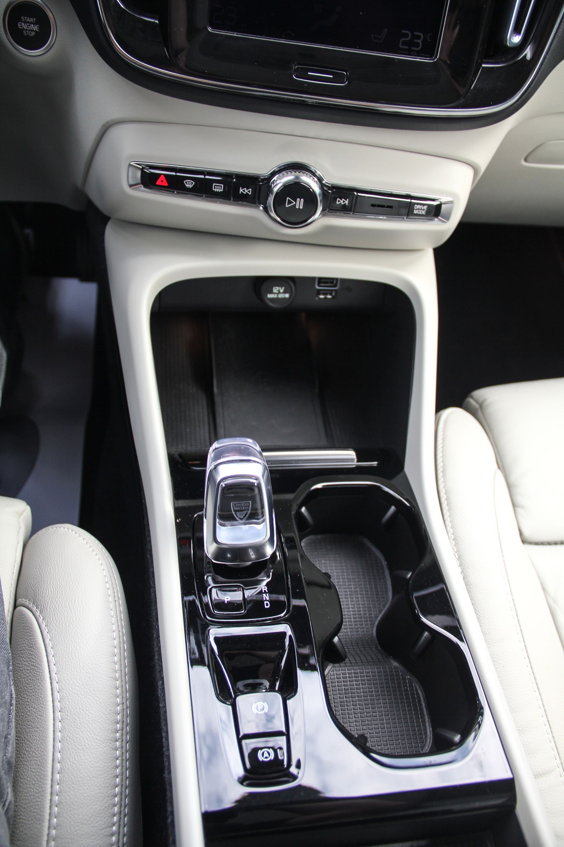 VOLVO XC40 T5 PHEV Ultimate Dark DCT 🇸🇪 ⭐⭐⭐⭐⭐-image-16