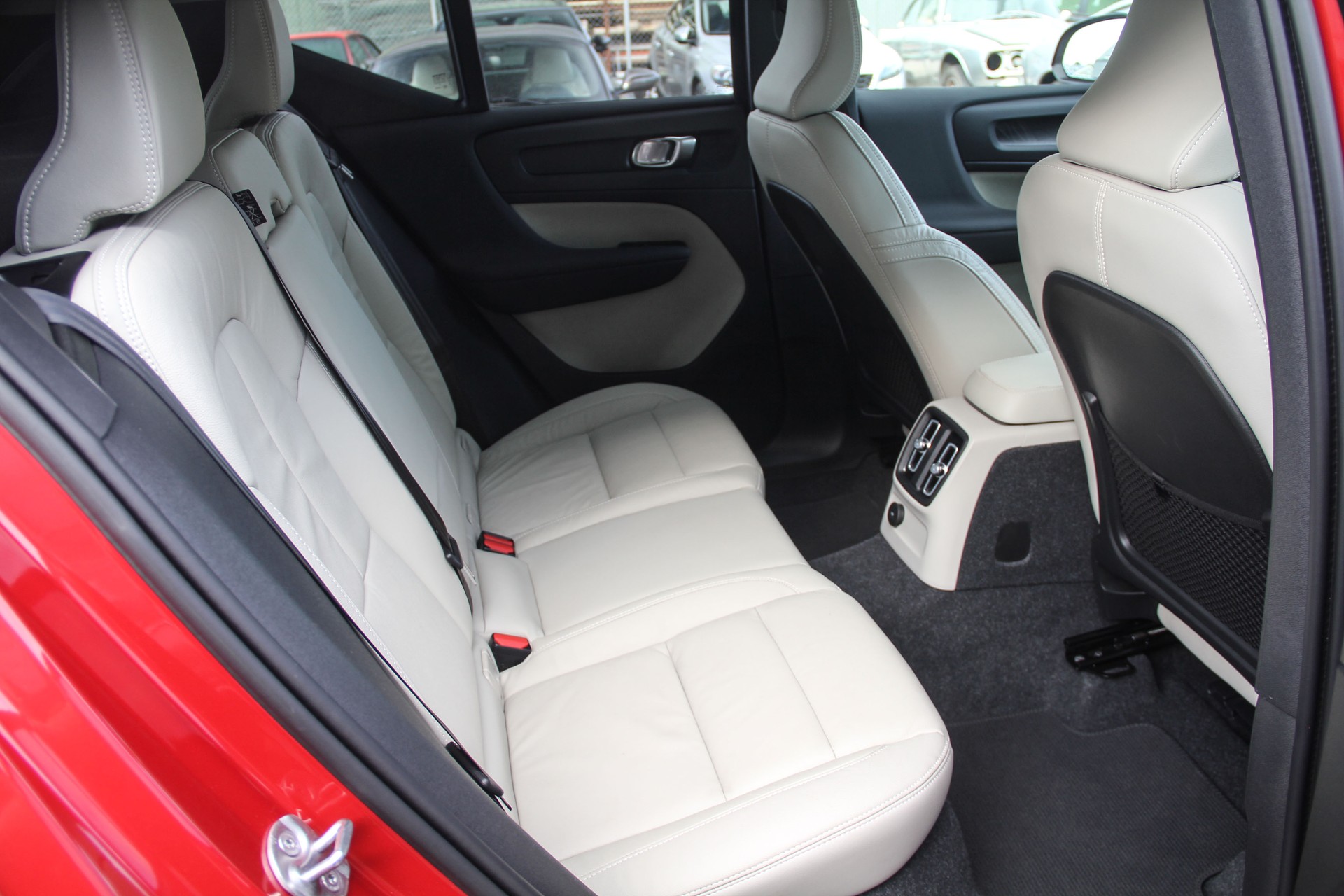 VOLVO XC40 T5 PHEV Ultimate Dark DCT 🇸🇪 ⭐⭐⭐⭐⭐-image-11